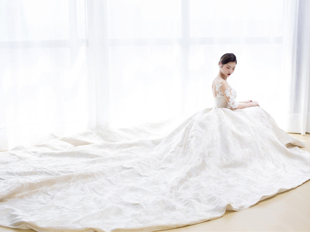 【缔尔】欧式女王范宫廷款婚纱