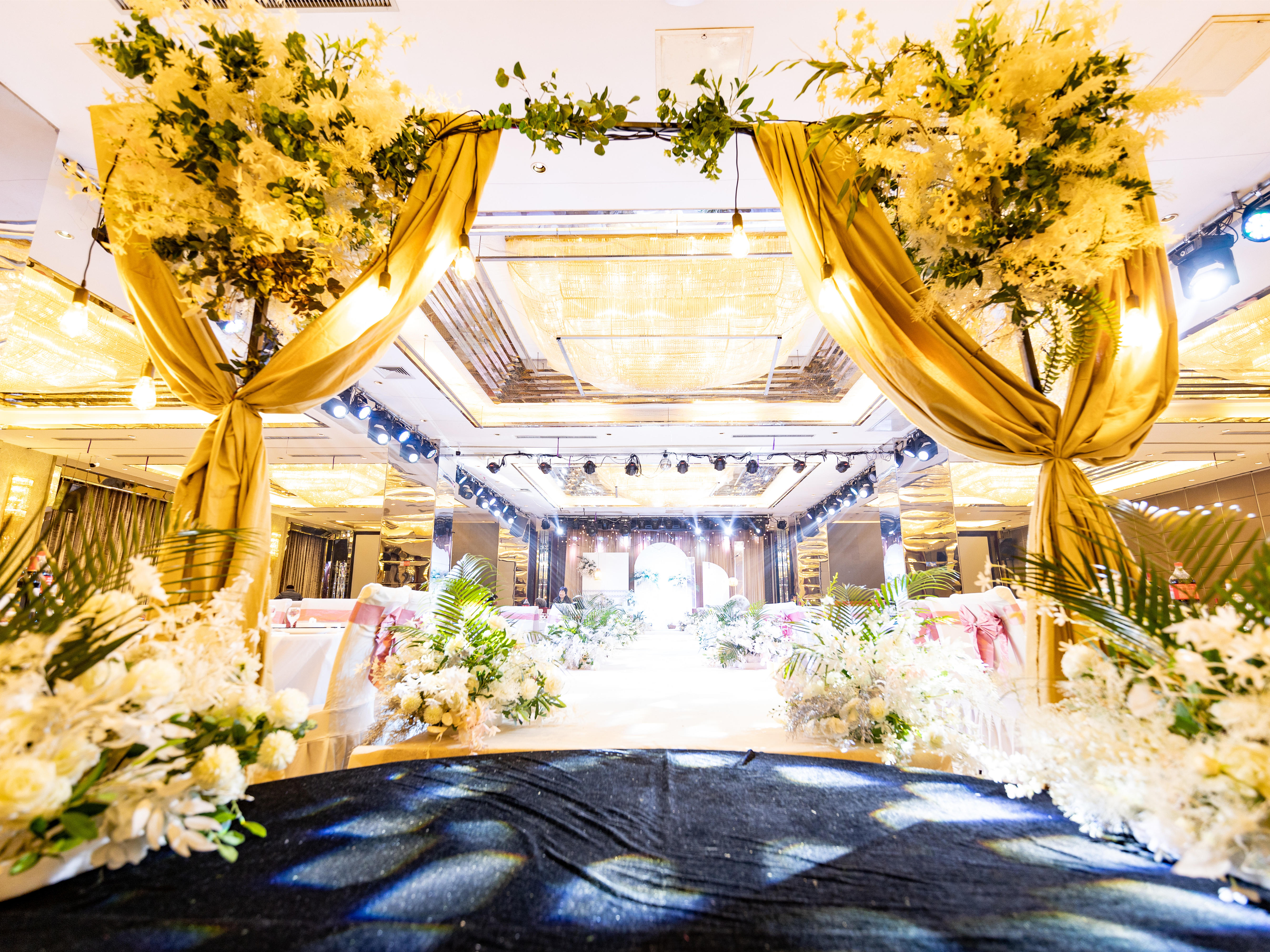 淄博地区全新款定制婚礼5000元起