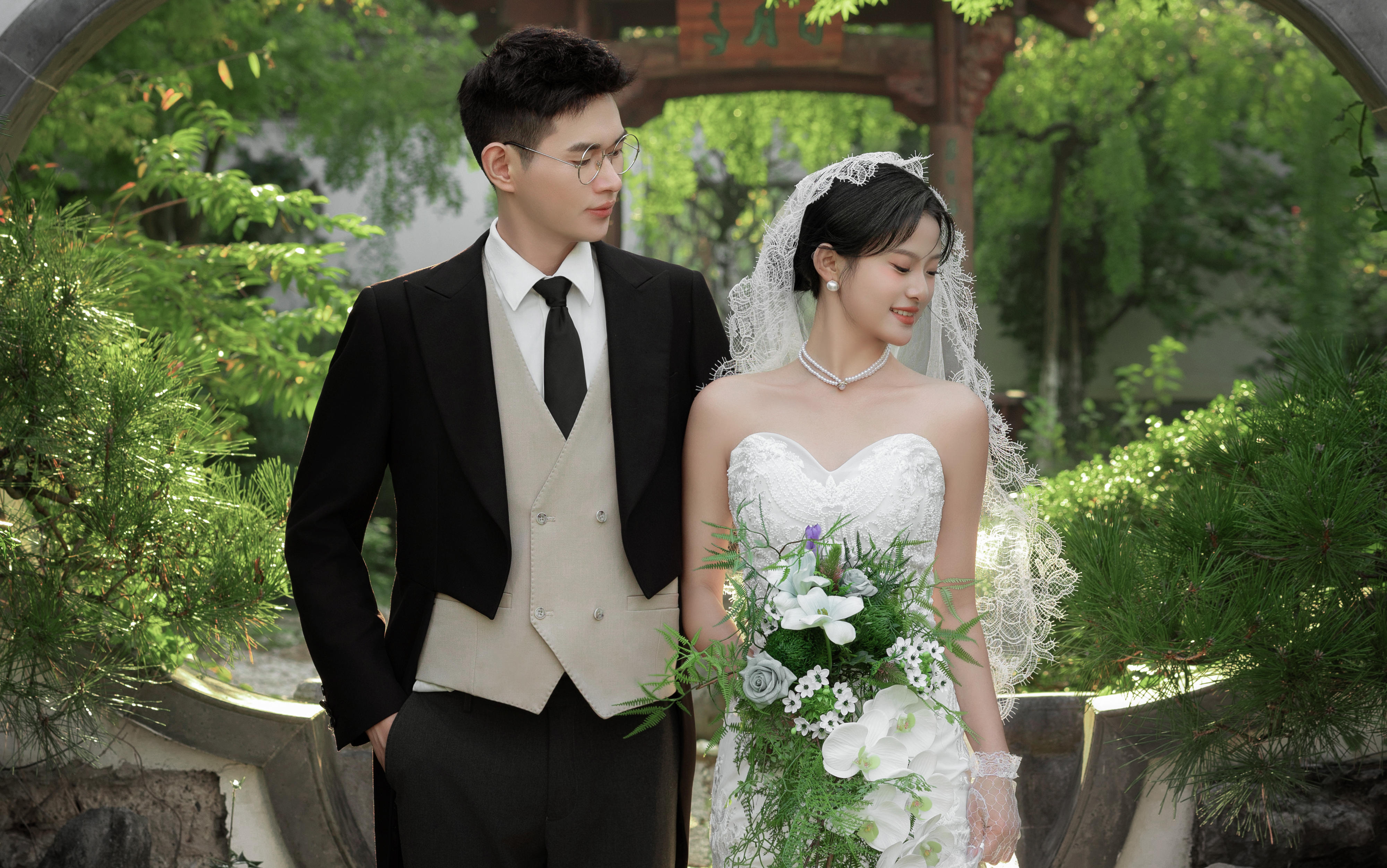 柔美婉约的中式园林婚纱照、 浪漫到骨子里