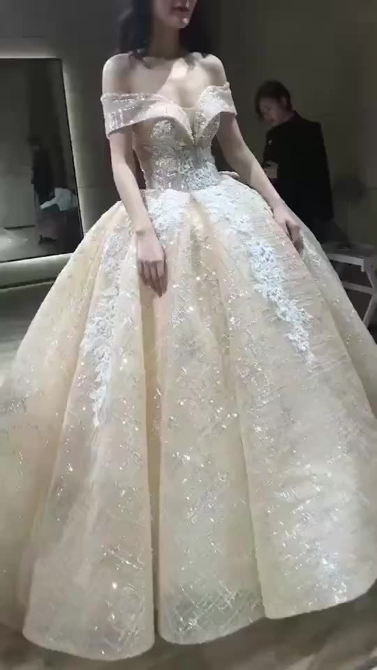 超人气爆款 典礼婚纱 定制