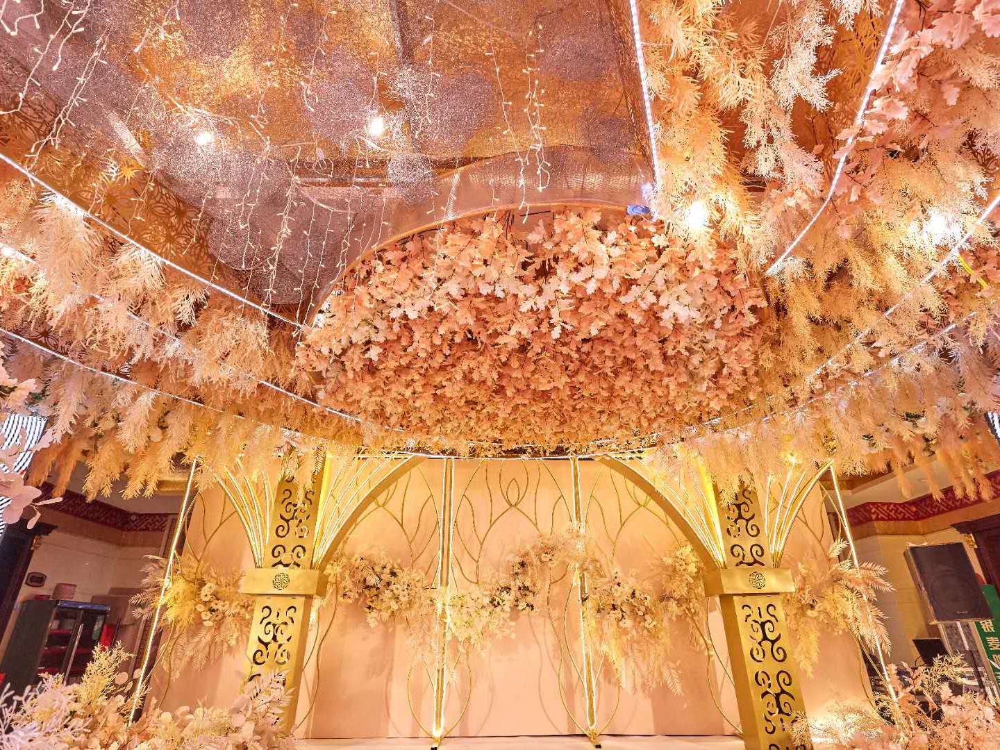 【媛媛婚礼】2020款秋日私语婚礼堂