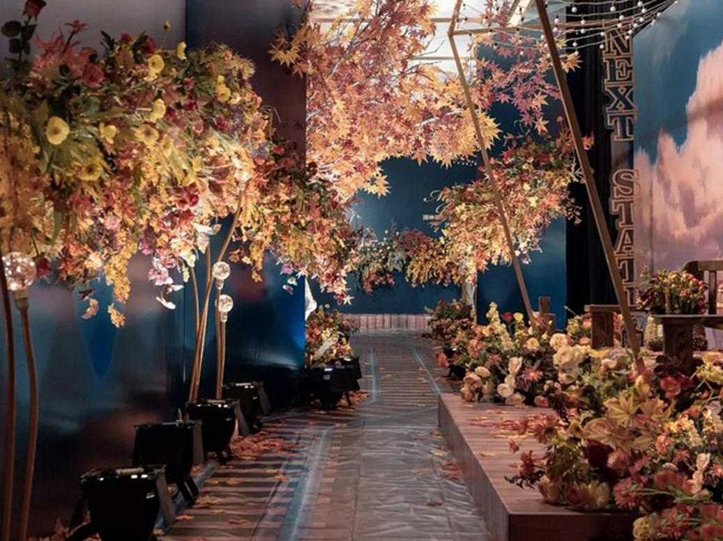 【薇雪婚礼】室内蓝橙色系千与千寻主题婚礼