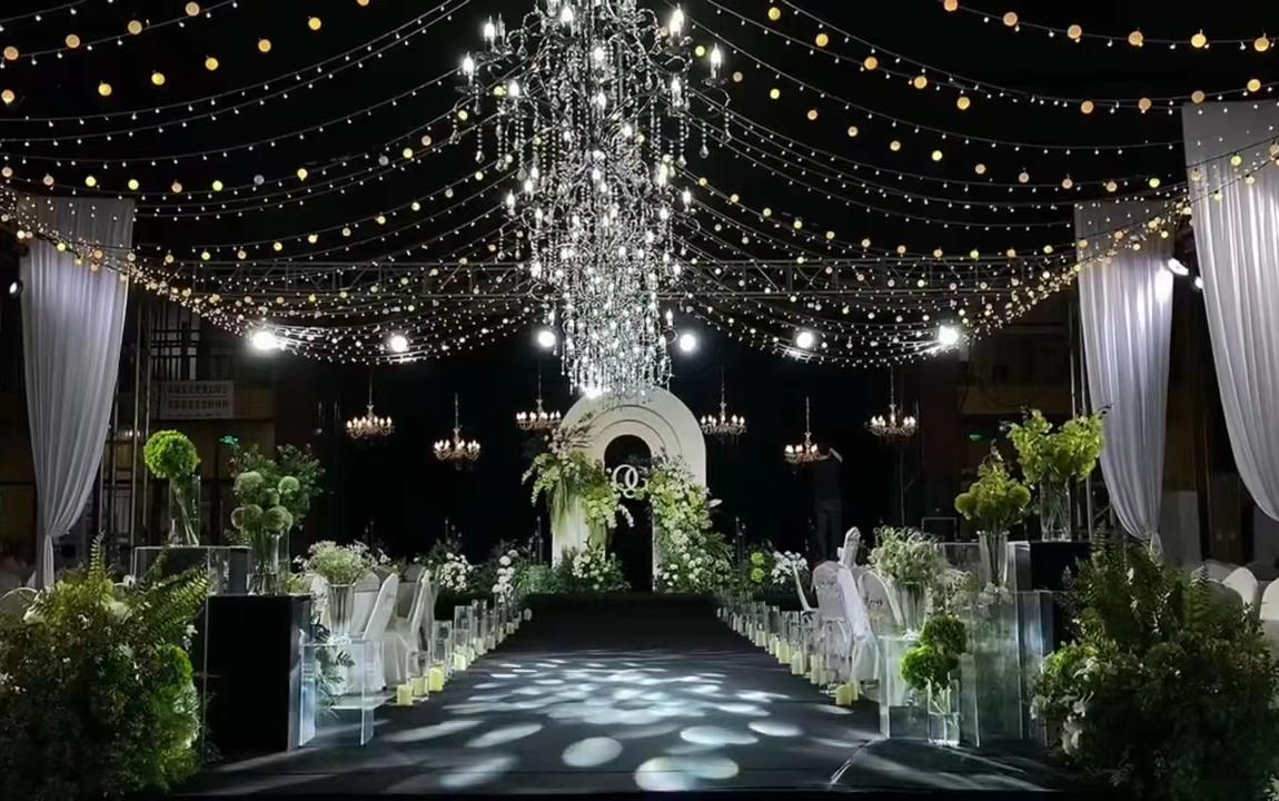 【熙唐婚礼】星空水晶灯吊顶韩式白绿色婚礼 