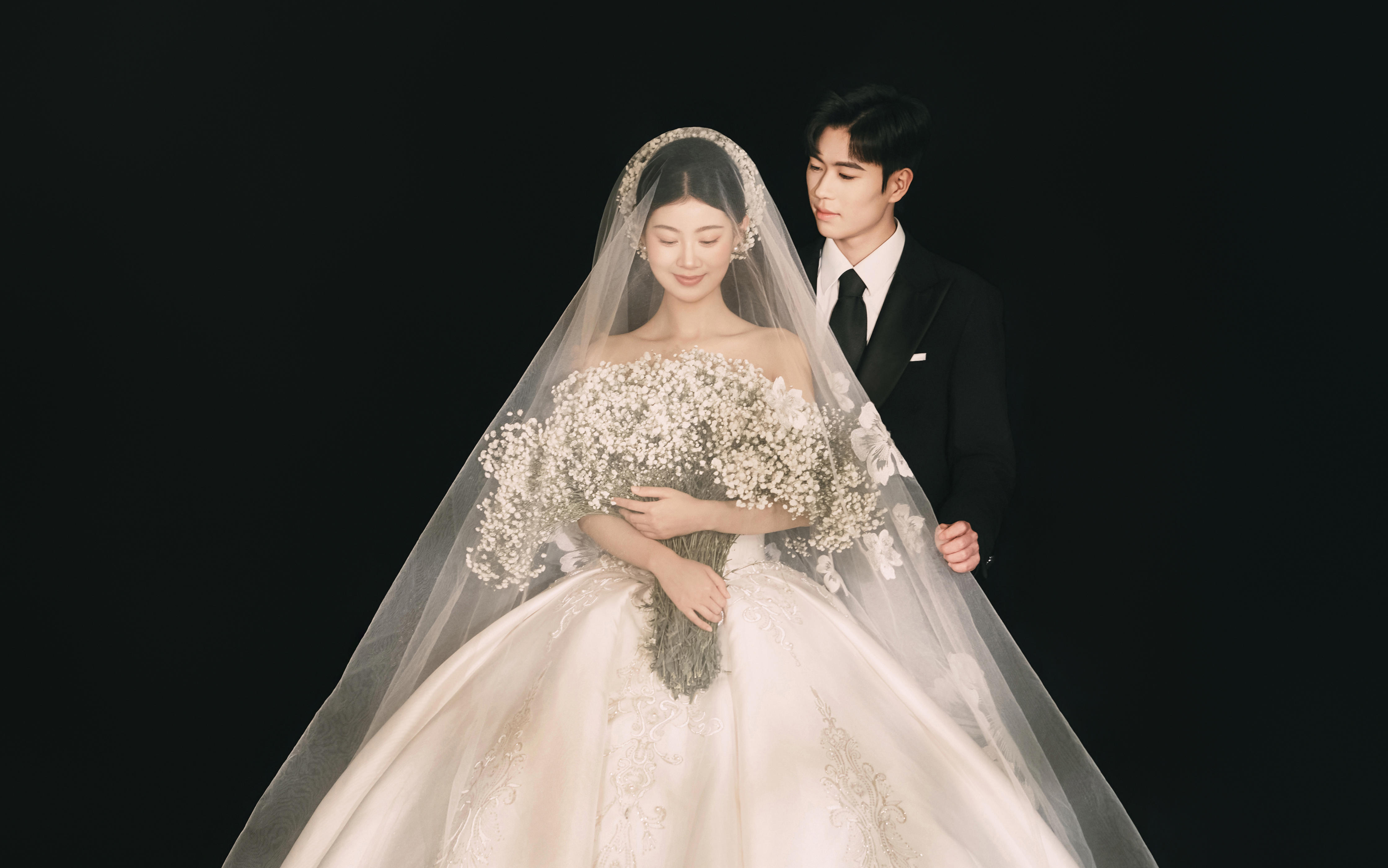 黑夜里的满天星，不及你眼里的光 ✨