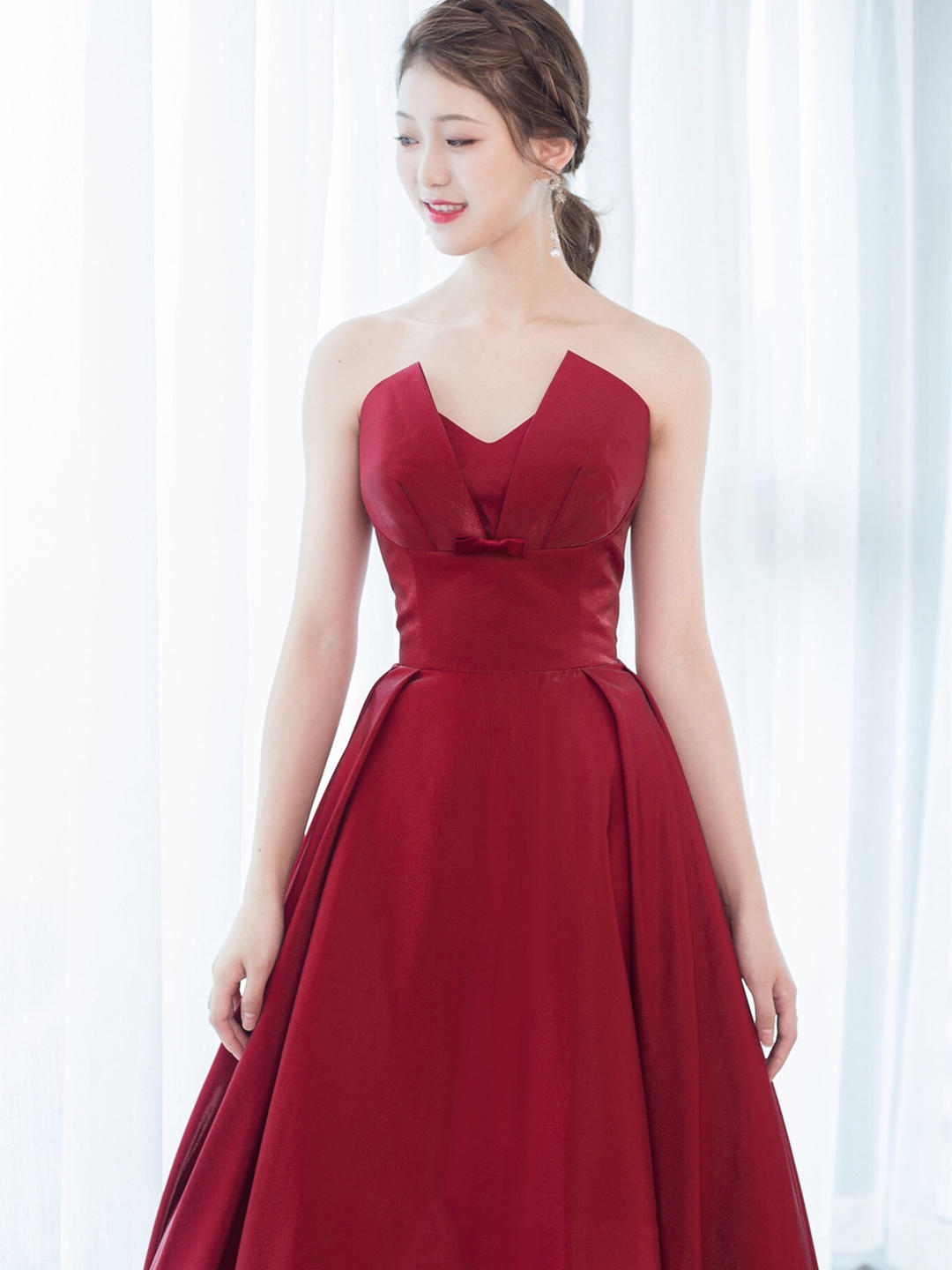 【也宁婚纱】2件套租赁  齐地主纱版