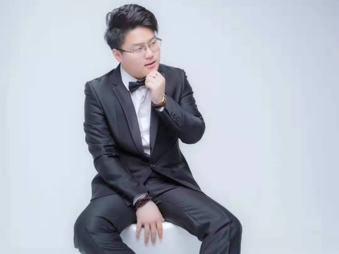 汪帅（量身打造每场婚礼 用故事情节享受仪式）