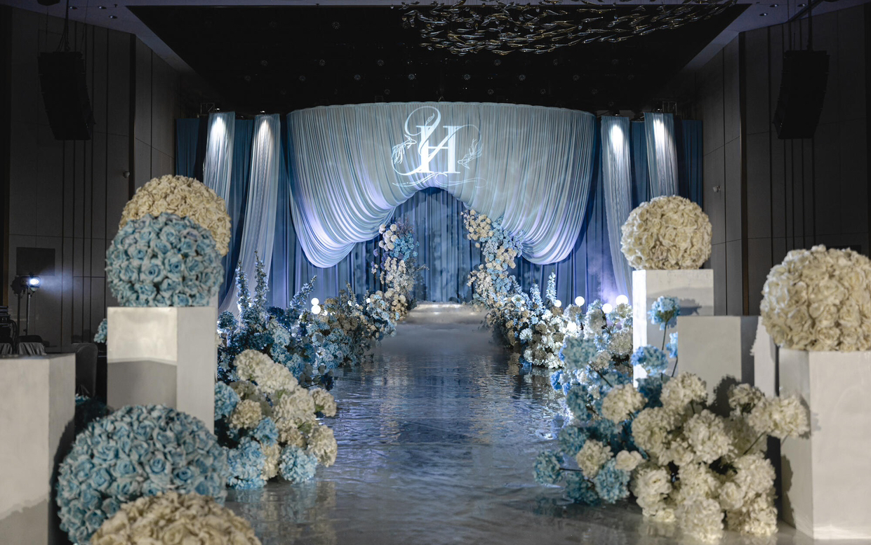 冰蓝色主题布艺婚礼「幸福国度婚礼」