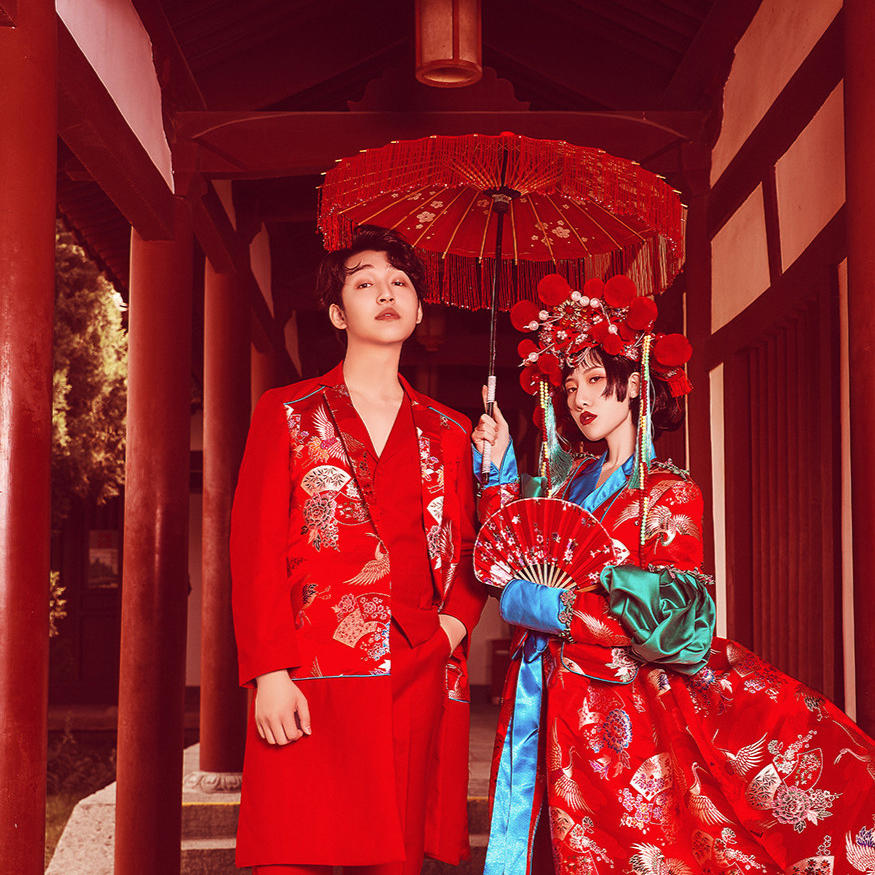 【高定系列】明星旅拍+8服8造+赠送婚嫁礼包
