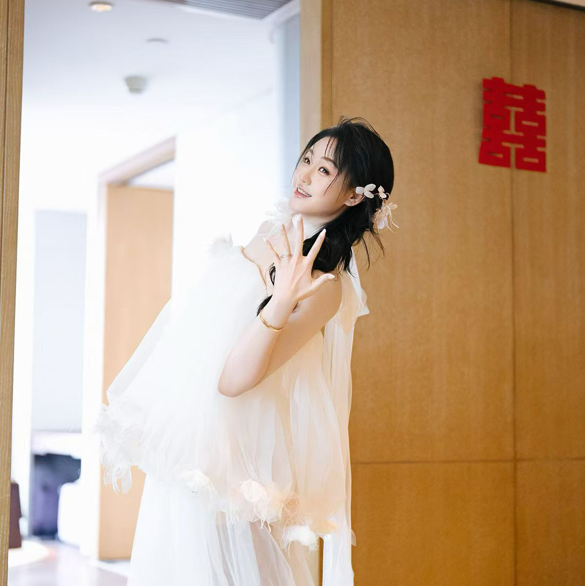 画妆的小然