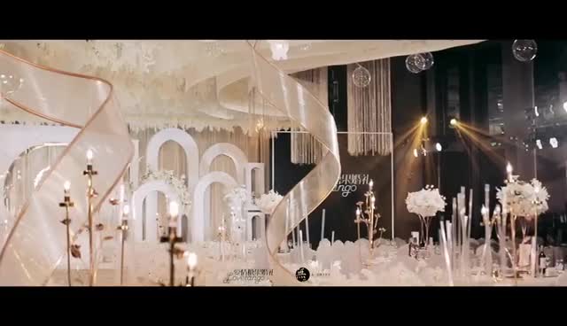 单租中式婚纱礼服套系，个别高定款除外