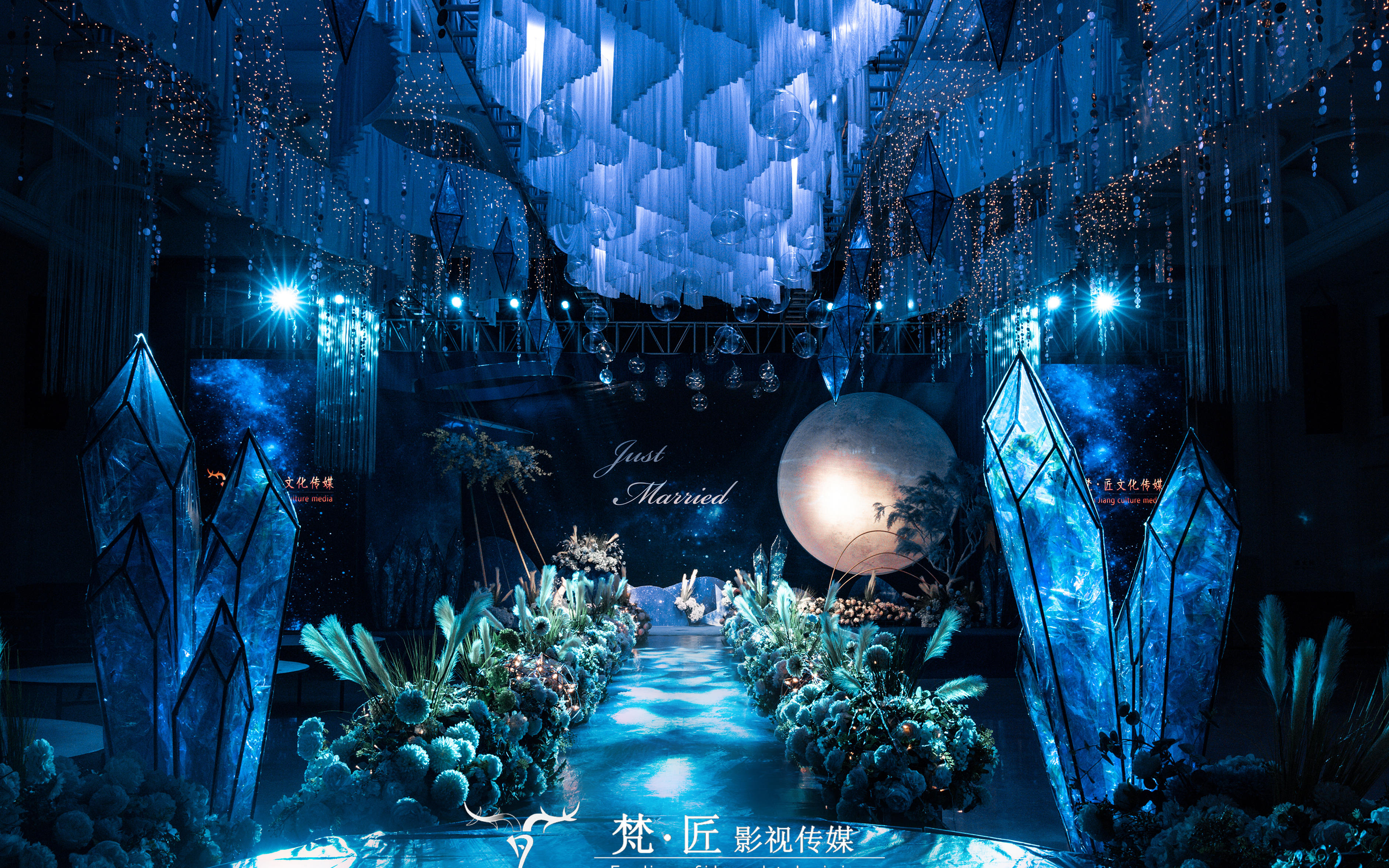 梵匠婚礼超值套餐||通道吊顶装饰布置（金牌档）