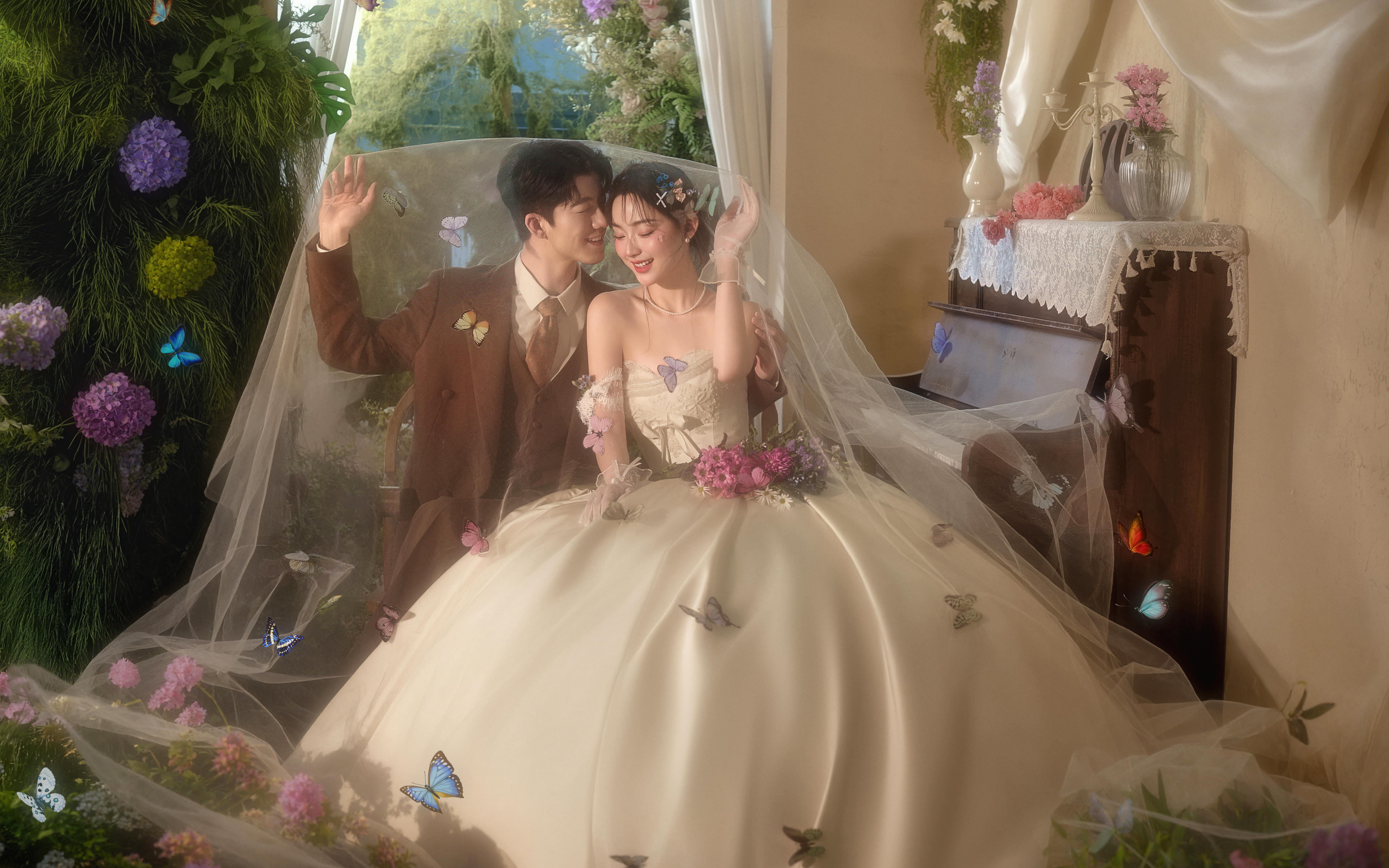 室內(nèi)花房婚紗照