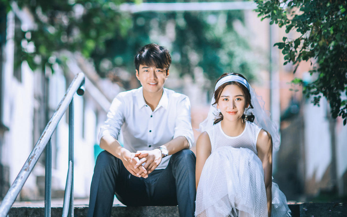 新品发布 | 重庆婚纱摄影+个性婚纱+一对一服务