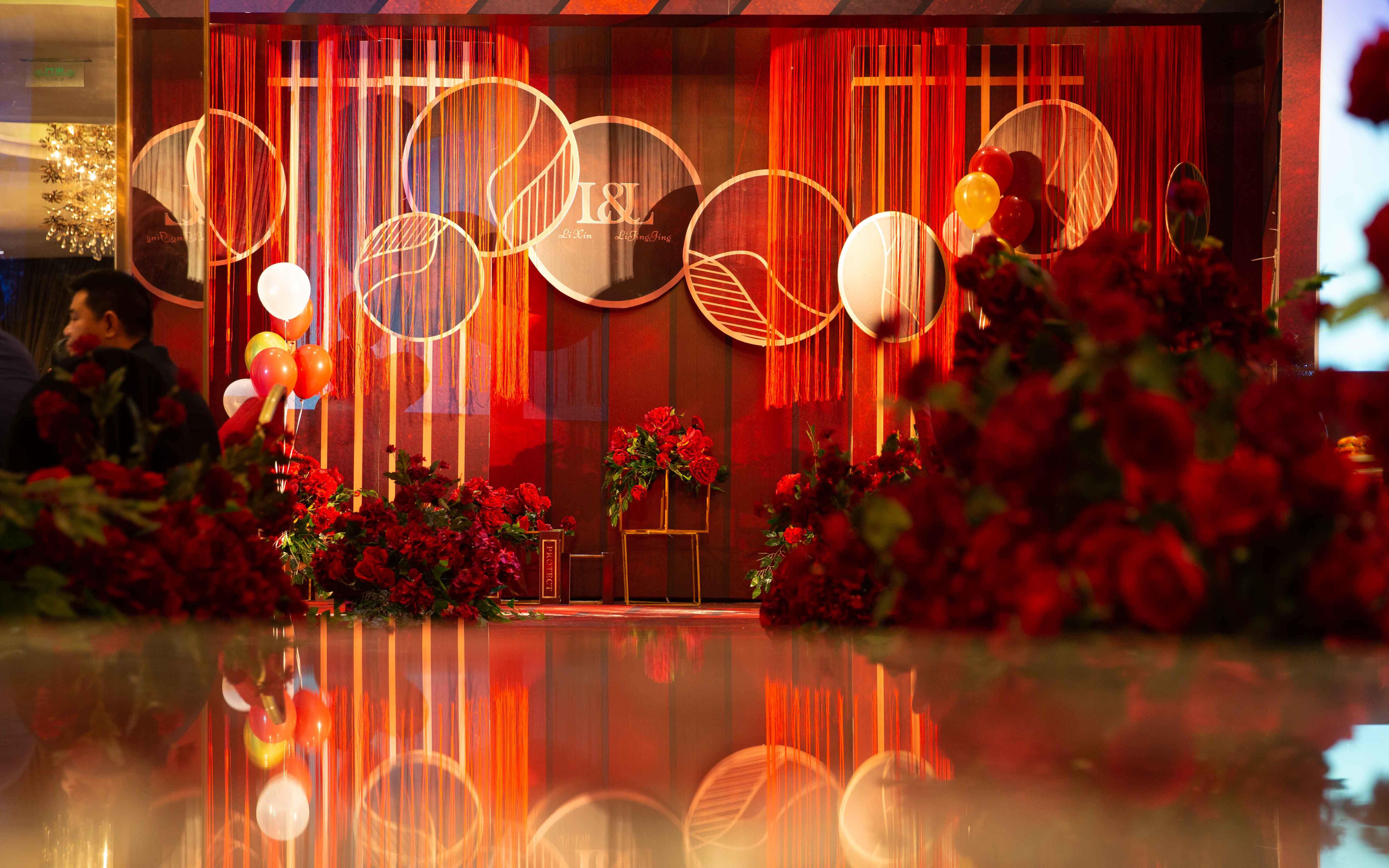 【夢中相遇】欧式·香槟色·红色·包人员