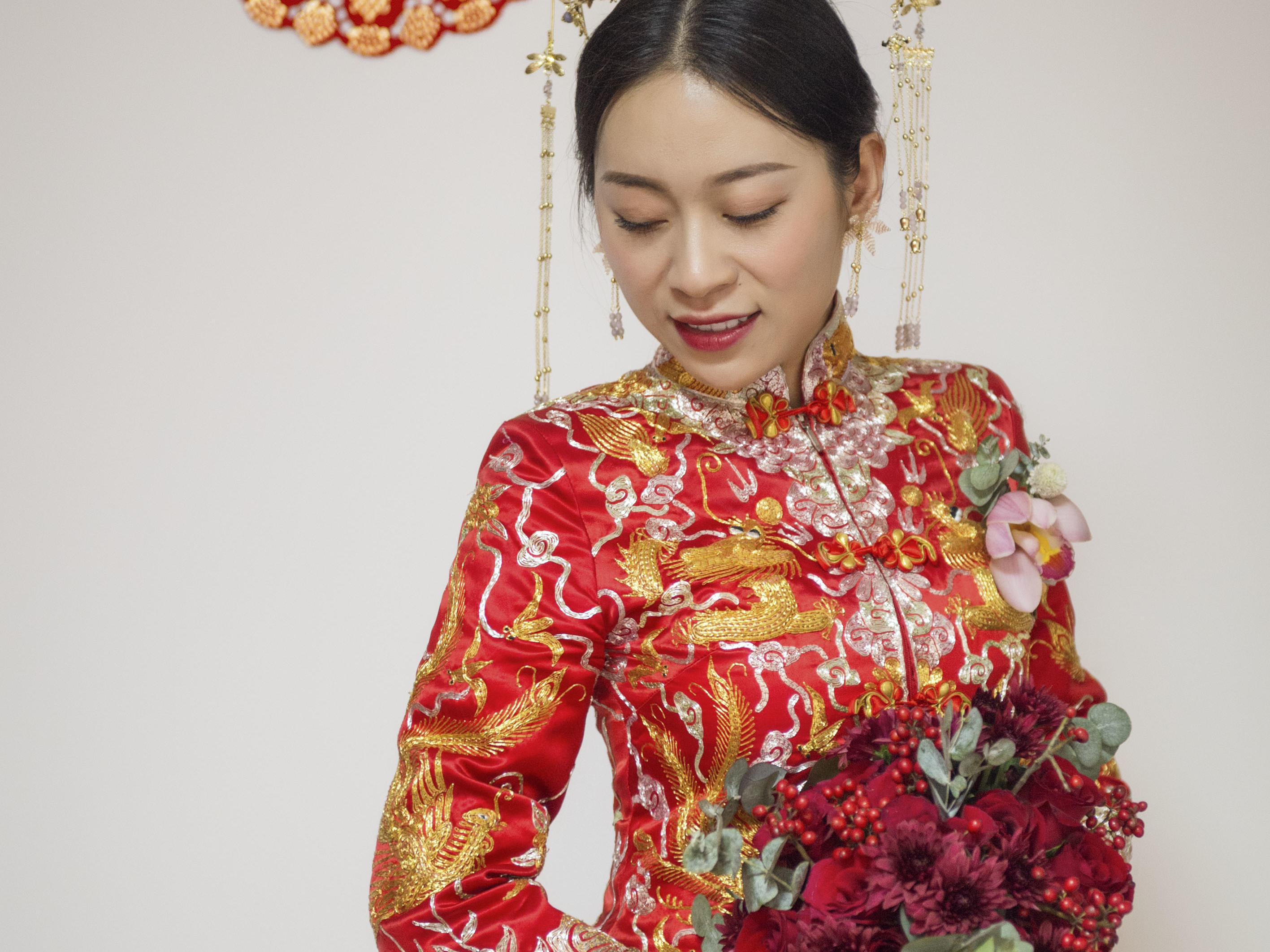 【欣薇婚纱】小五福特惠租赁