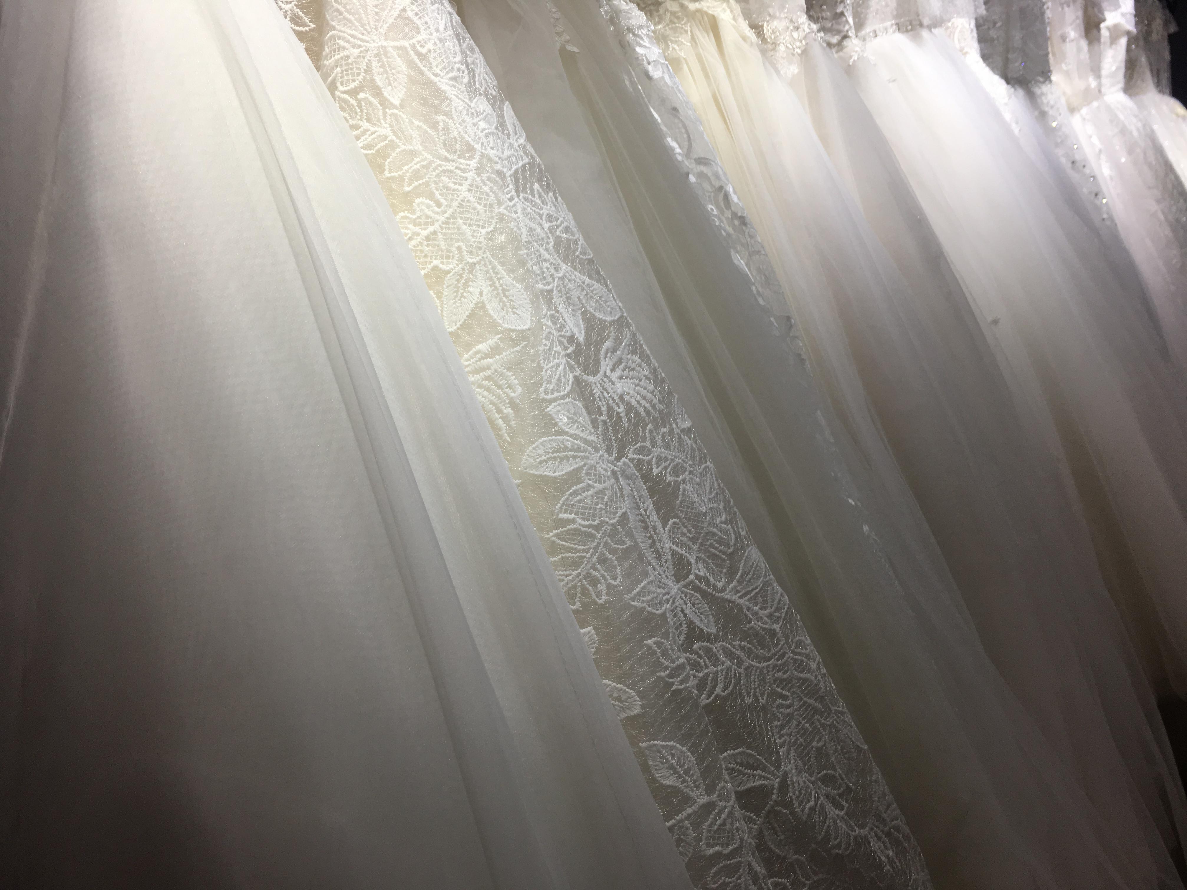 【钜惠套餐】出门三件套+跟妆+免租伴娘服