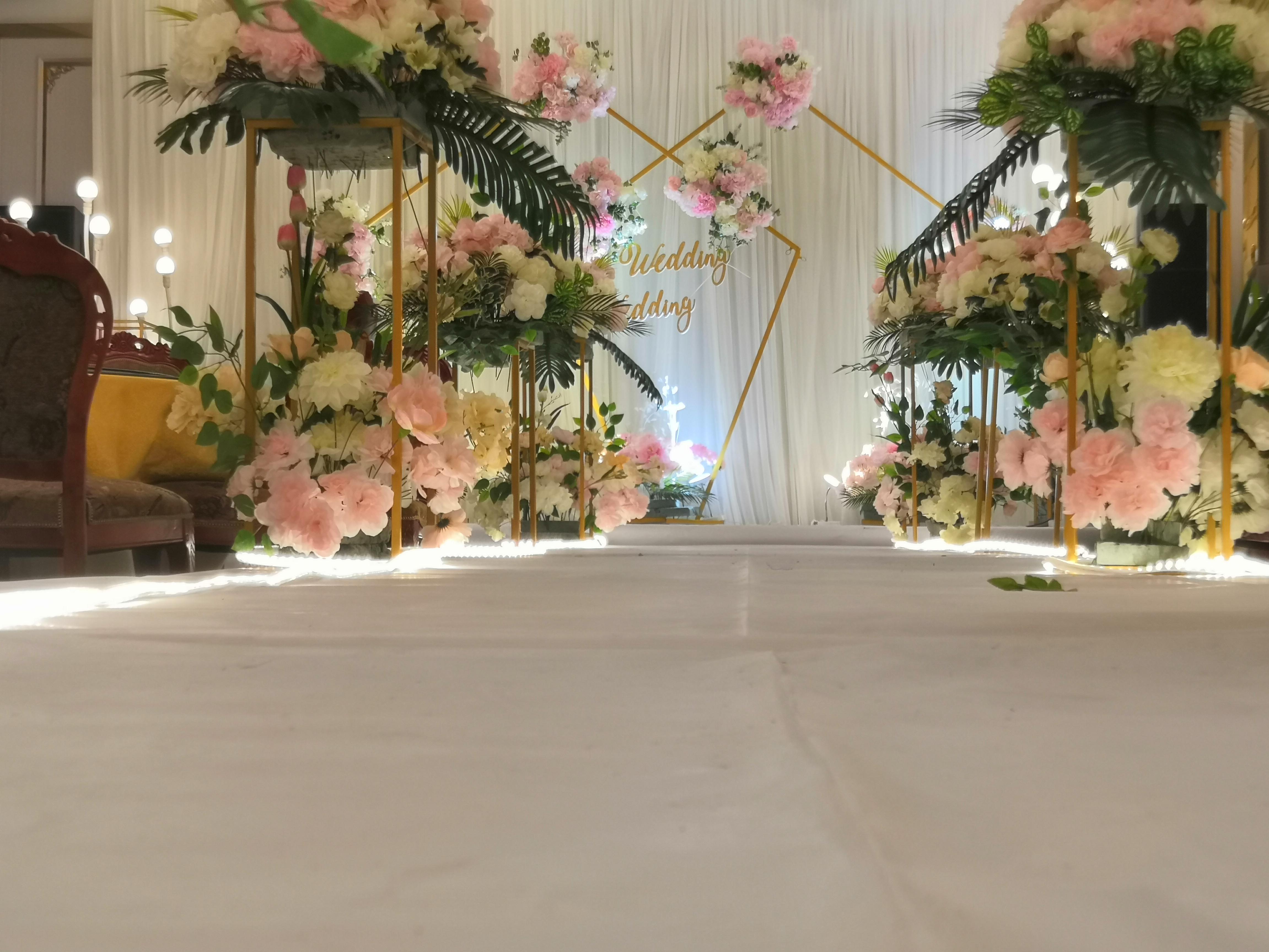 简约的风格，适合低层高，小清新，