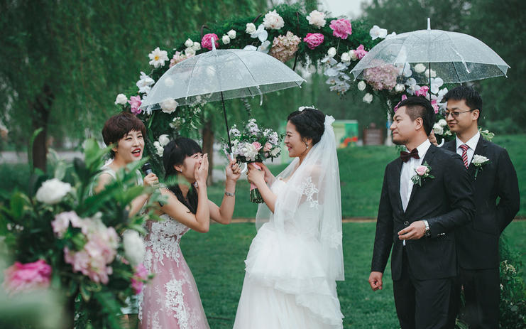 艾丽丝丨浪漫的雨中户外婚礼