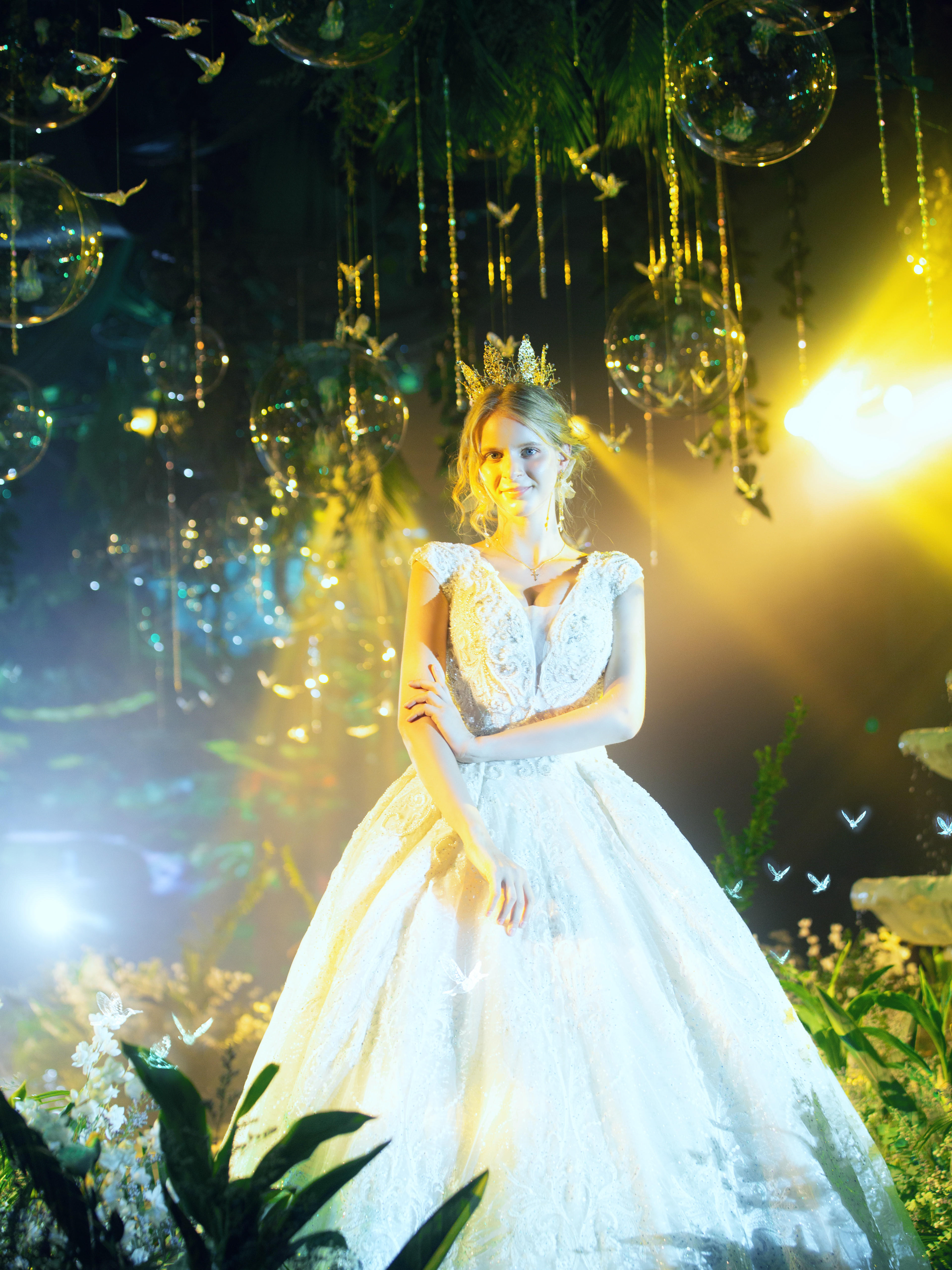 【奢华尊贵系列】婚纱礼服三件套