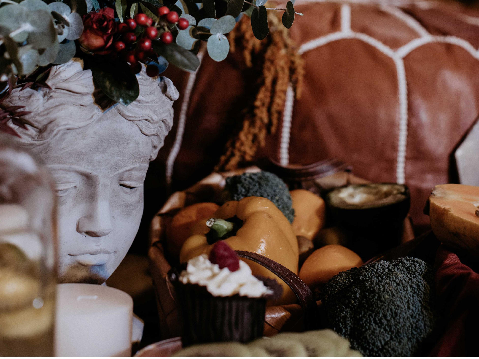 棕色小众气质高级复古婚礼