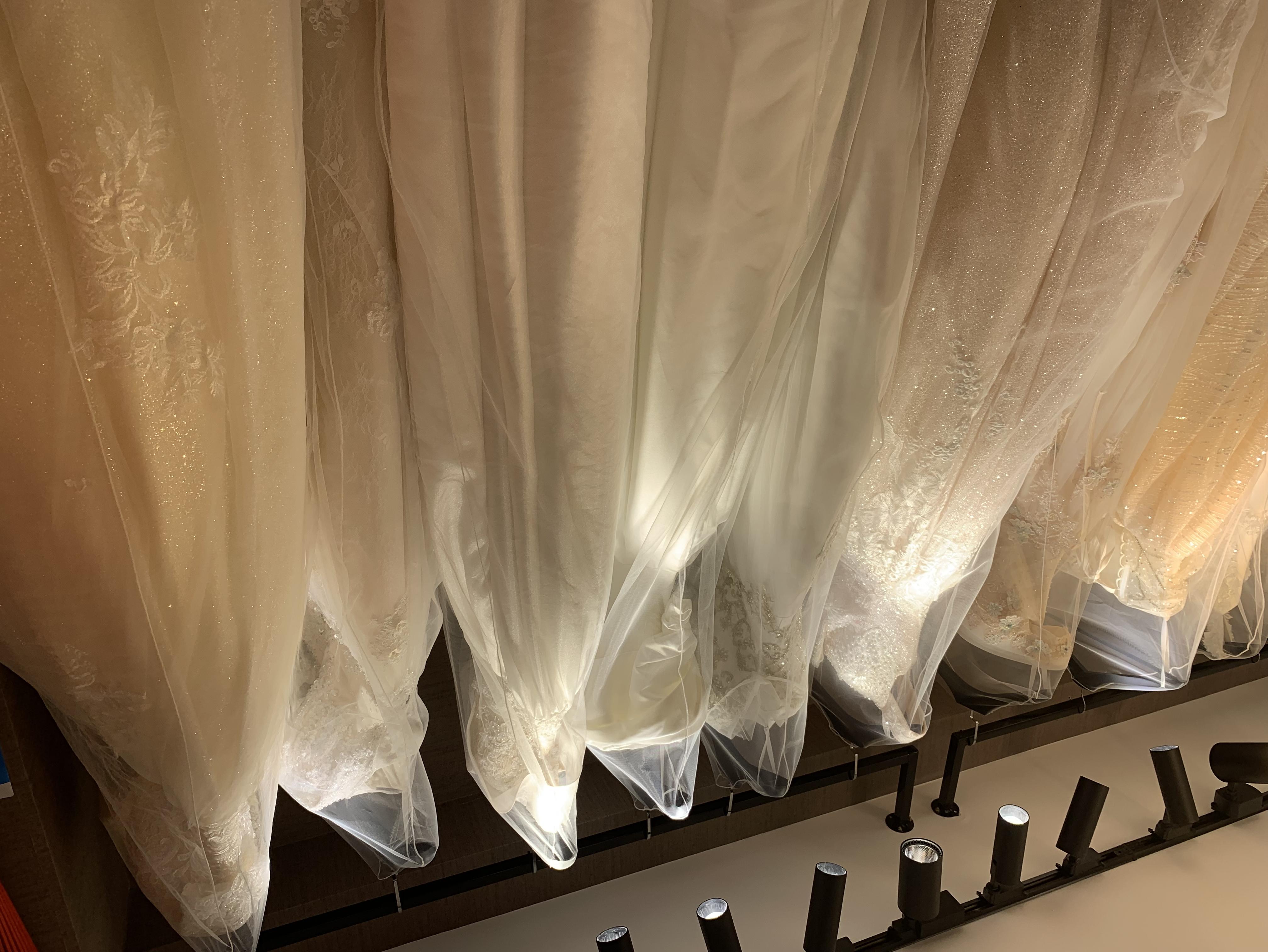 【嫁美格格】特价婚纱1+1套餐