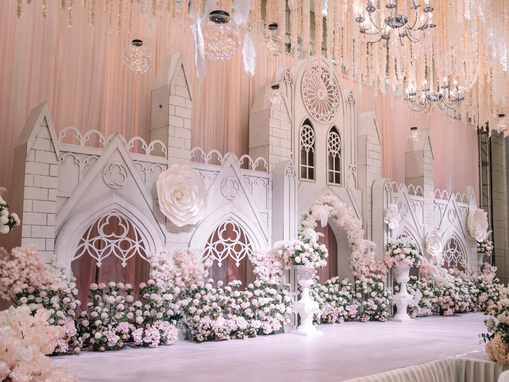 WE我们婚礼策划《粉色梦幻城堡》系列