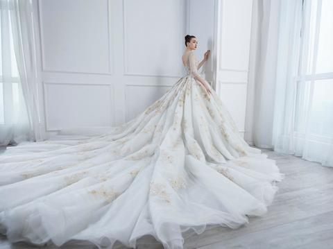 [租]MUSES2020款设计系列婚纱全场任选款