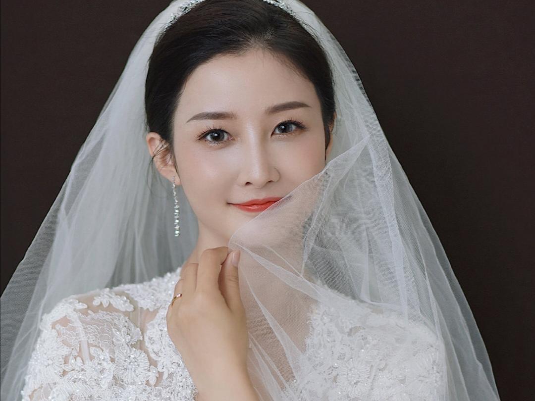 <资深档化妆师>全天一对一跟妆服务品质的选择