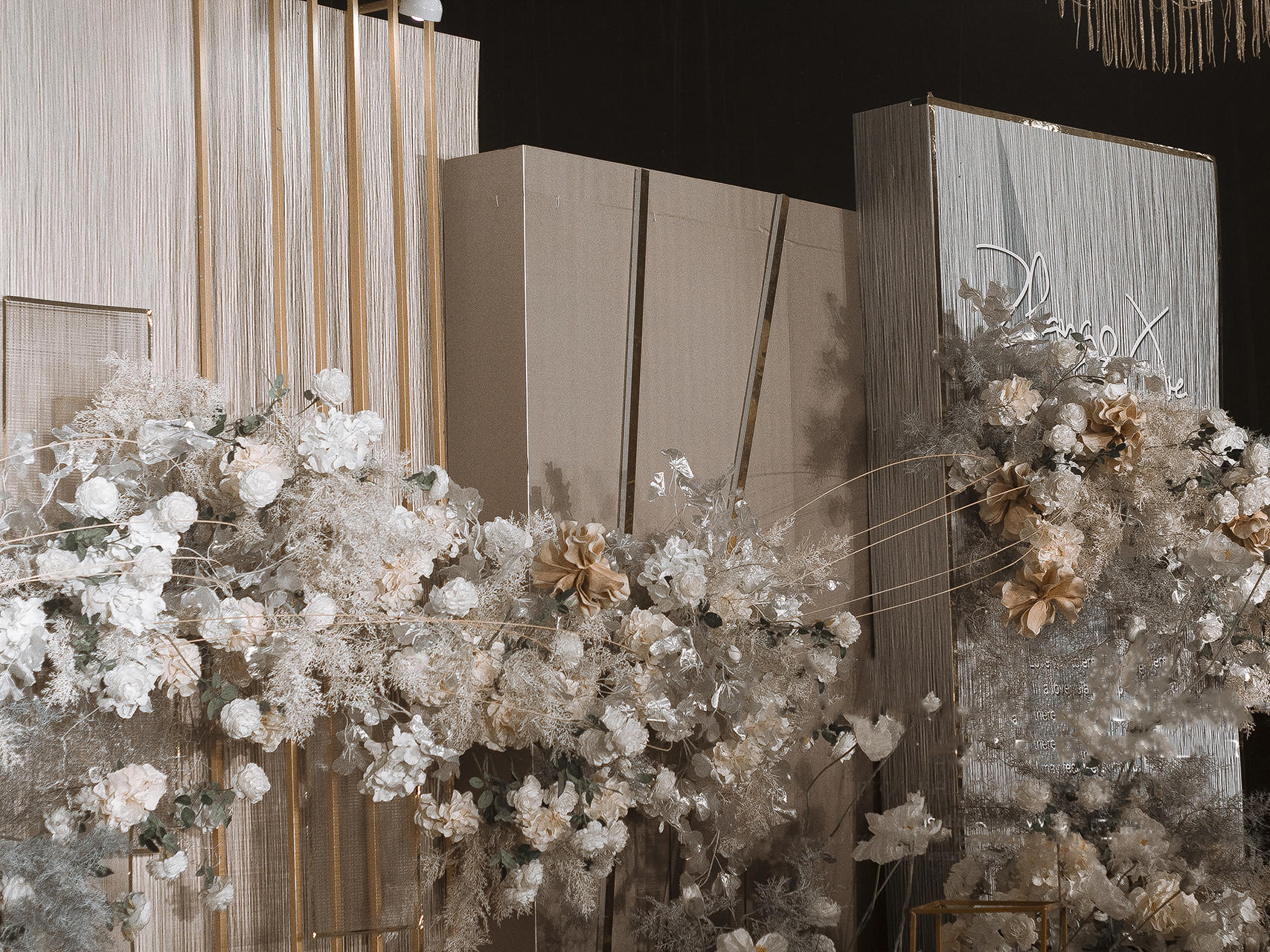 香槟金              主题婚礼套餐