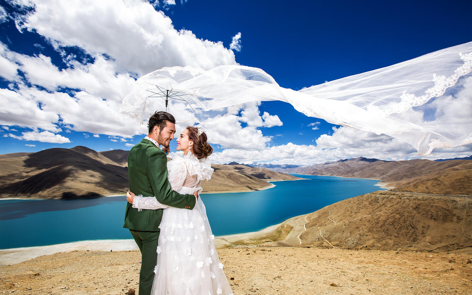 限时特价 | 洋湖+纳木错俩天旅拍婚纱照