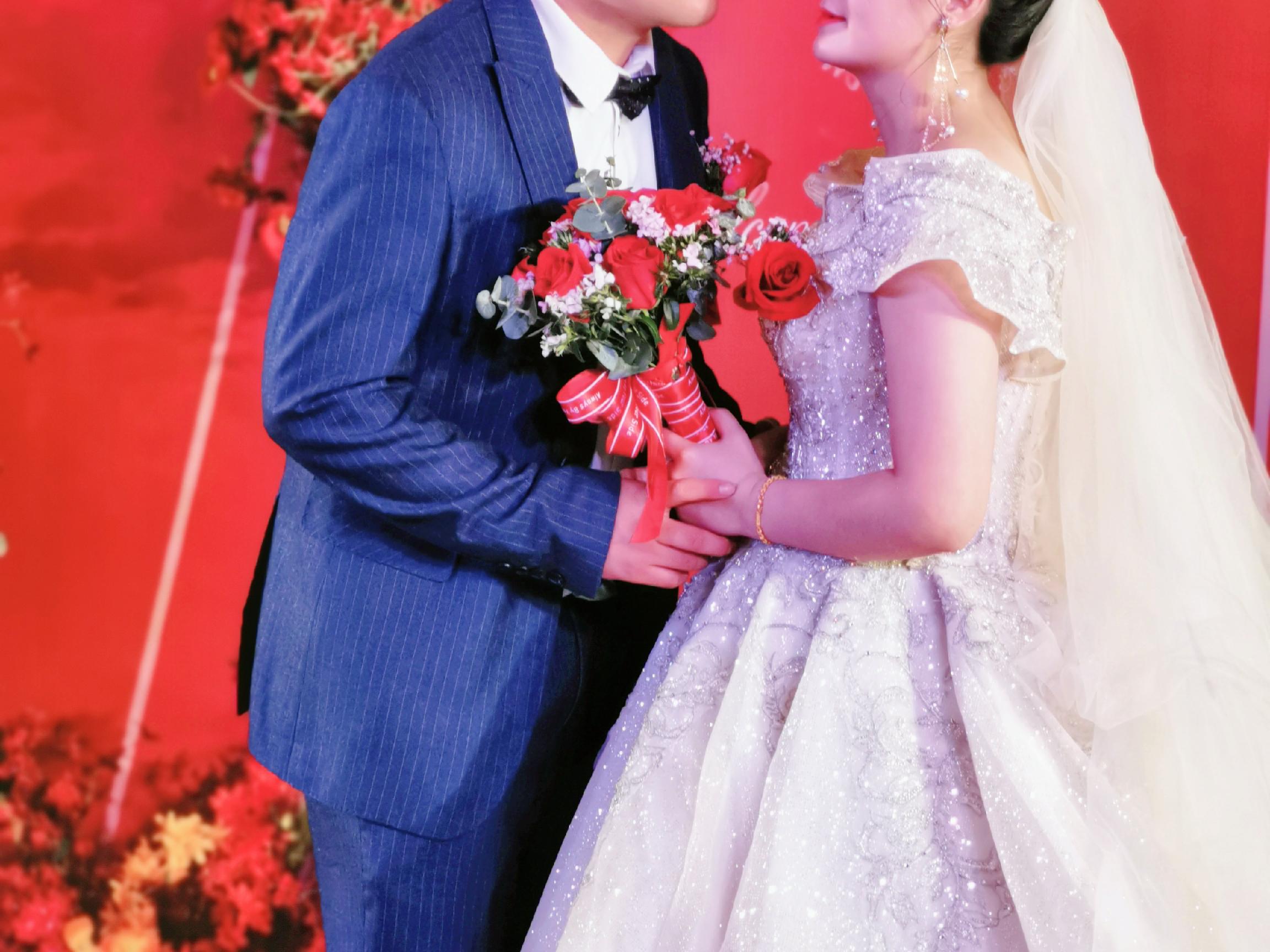 【热卖推荐】首席档全程新娘跟妆3妆3造+妈妈妆