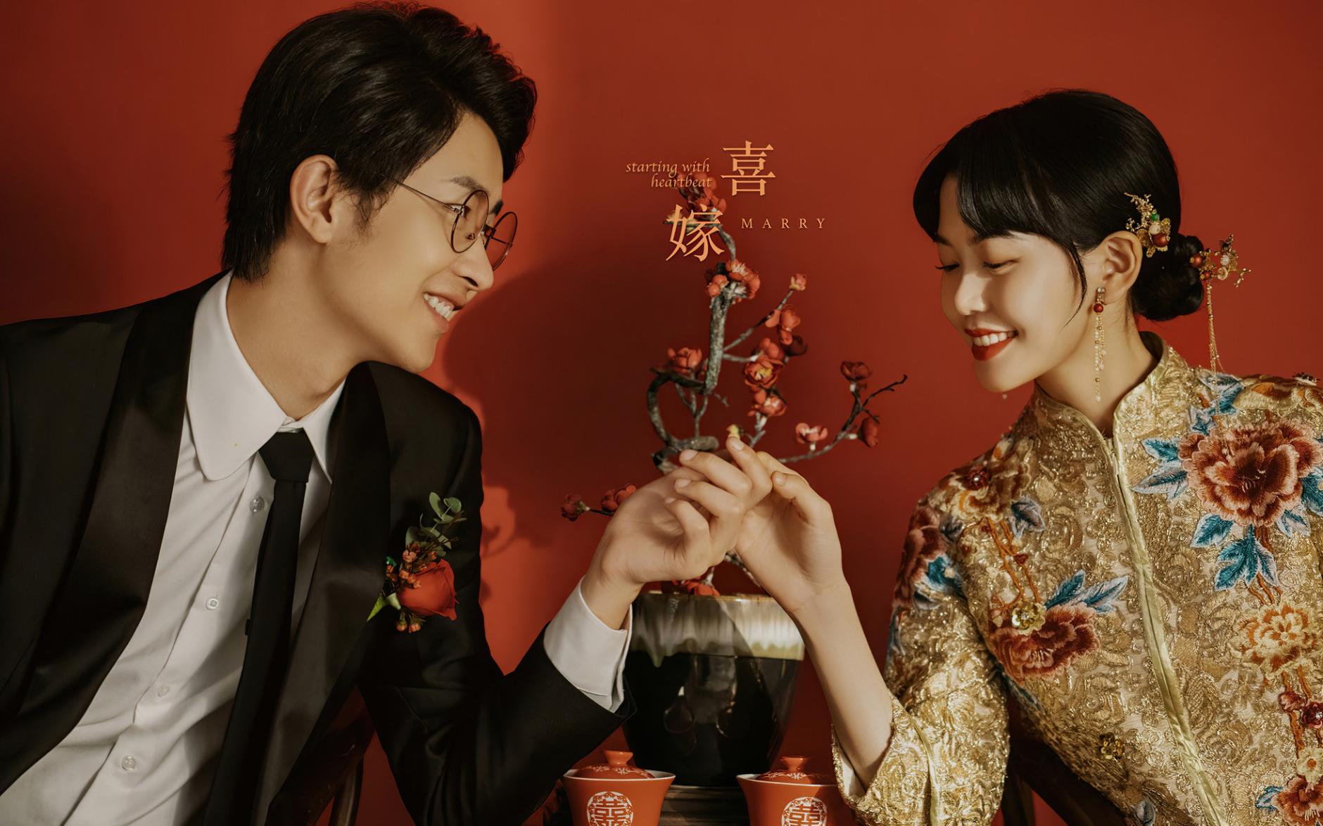 酒店住宿/全国包邮/首席团队/11个相框