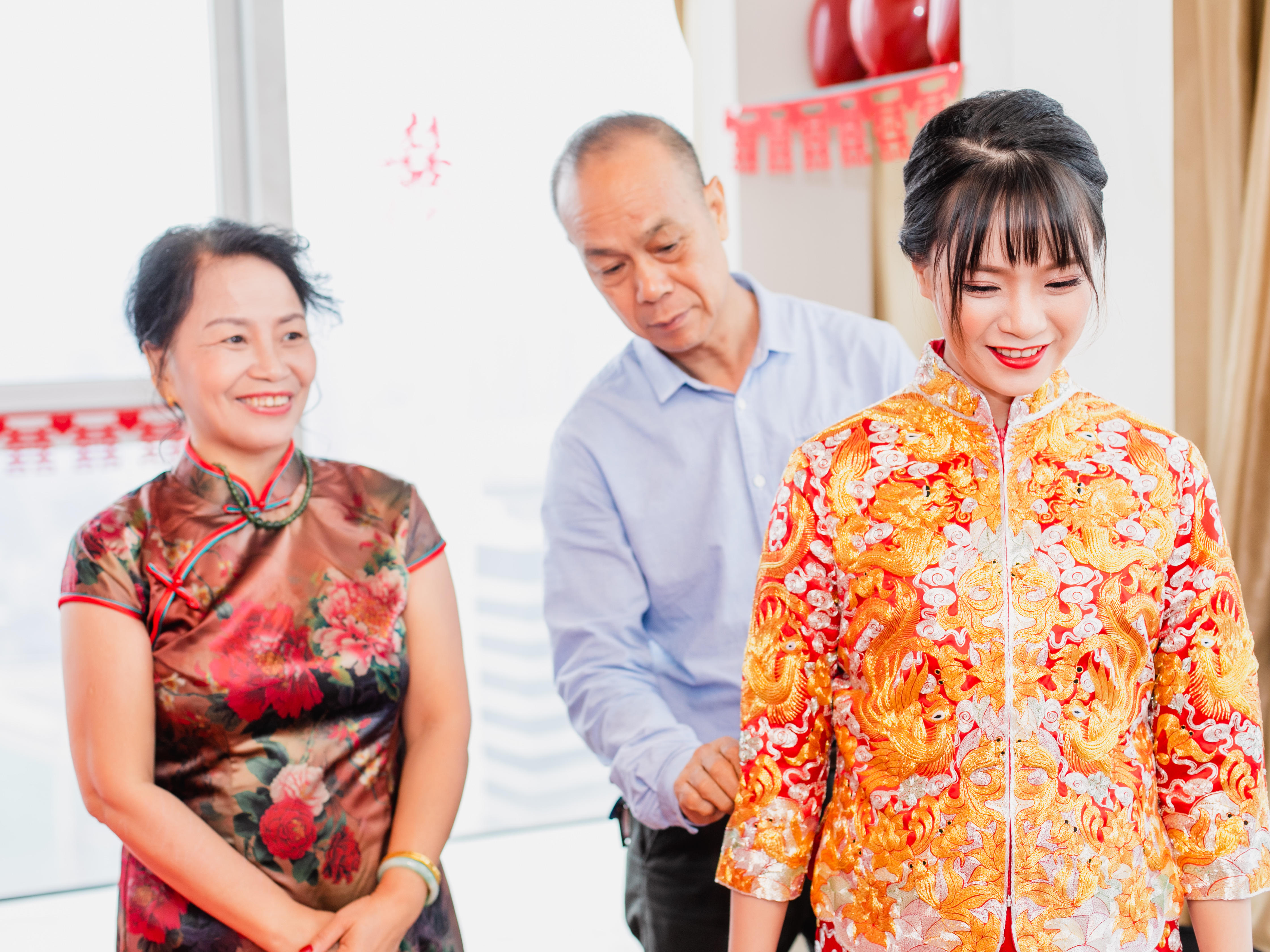 资深婚礼摄影师单机位全天拍摄