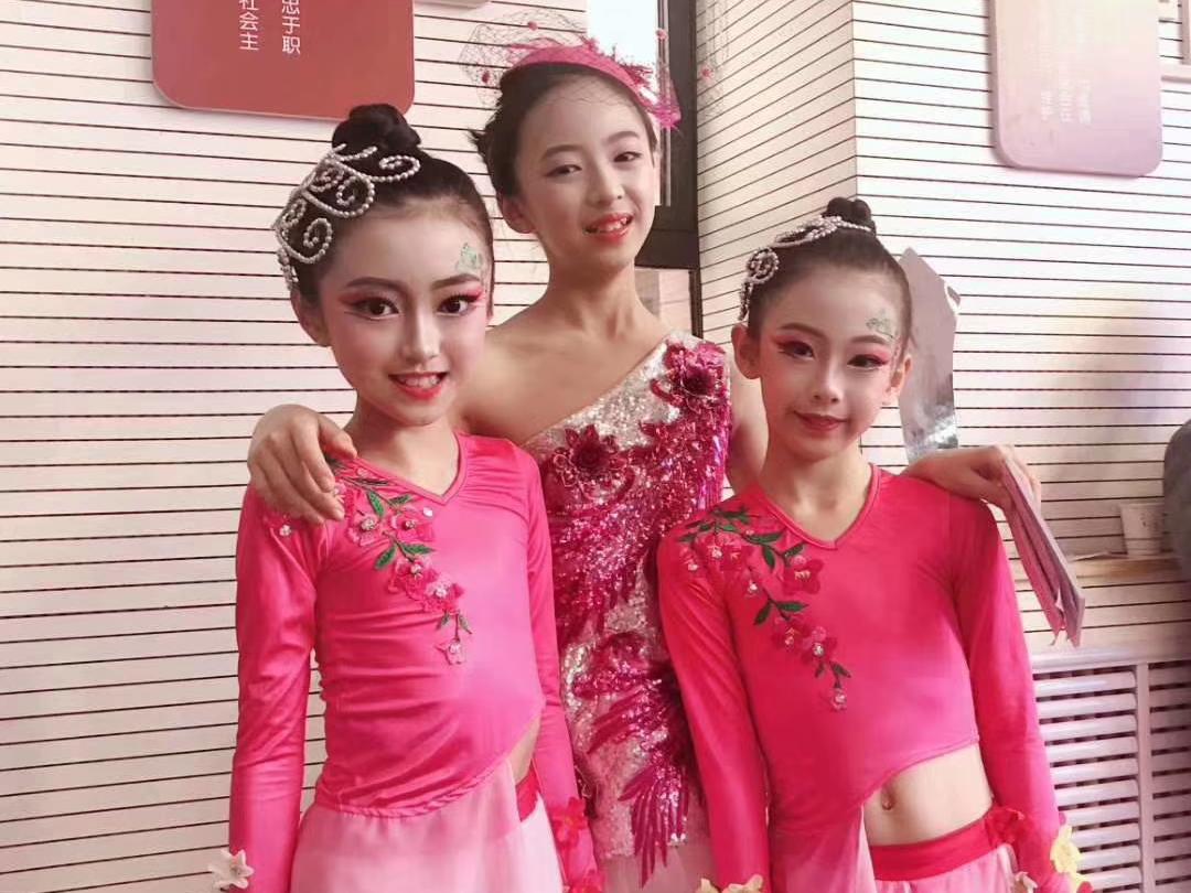 限10名（团购体验价）舞台妆