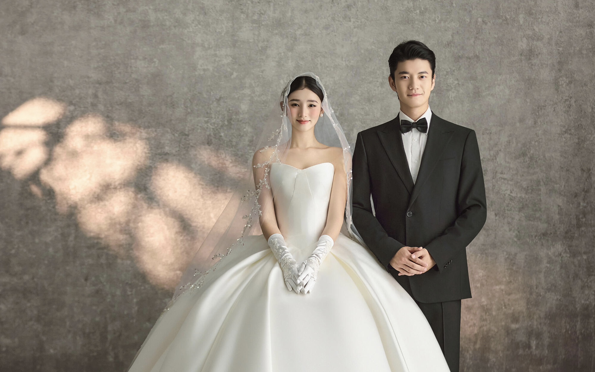 復(fù)古極簡主婚紗照