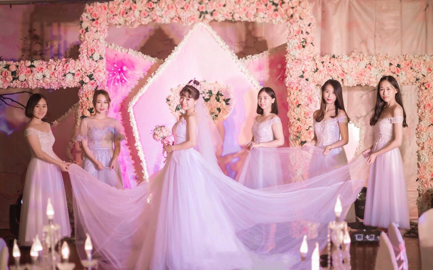 美兮婚纱馆&主纱简约气质造型