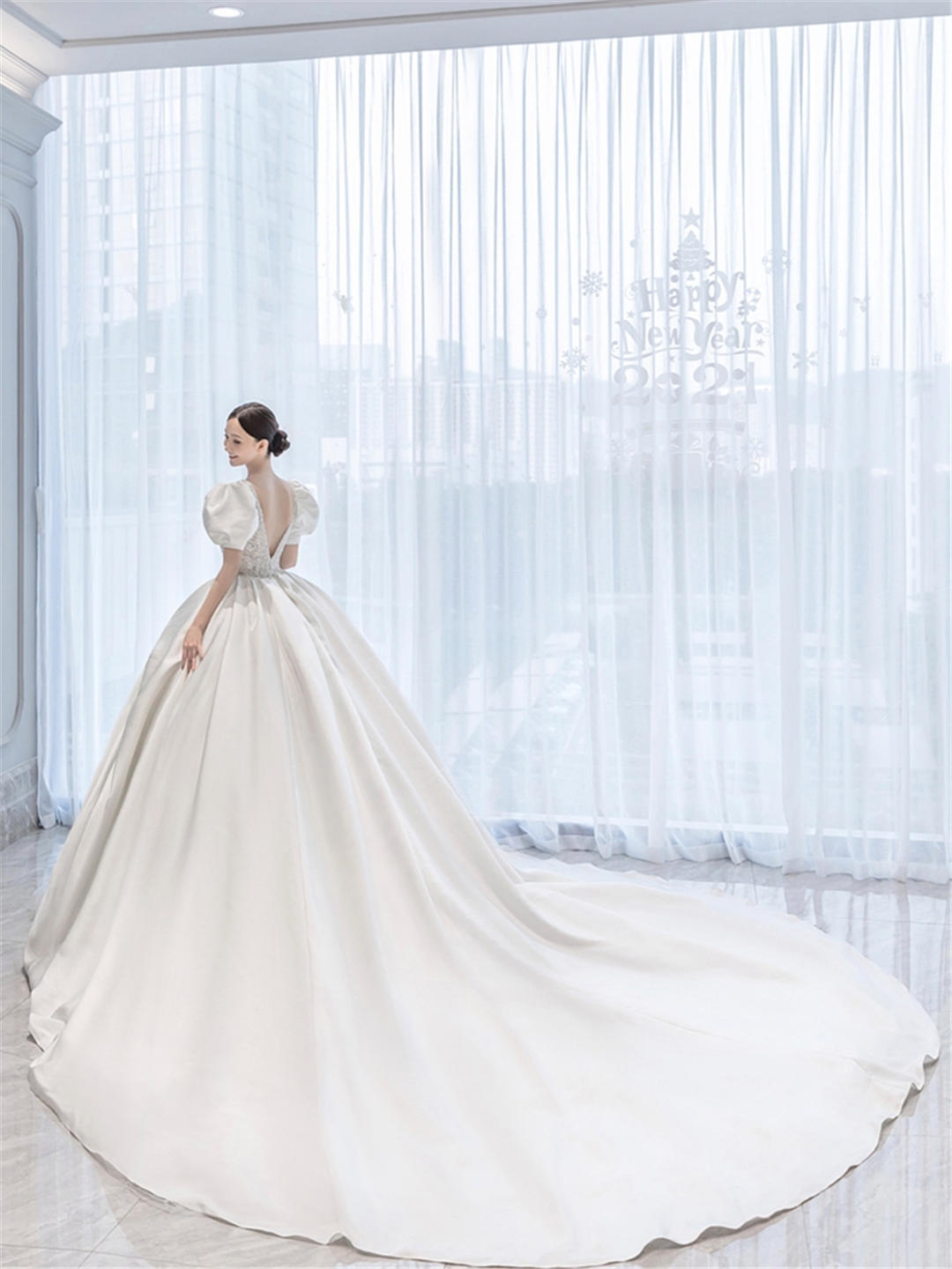 微胖新娘必选  显瘦浪漫主纱+定制秀禾+敬酒服