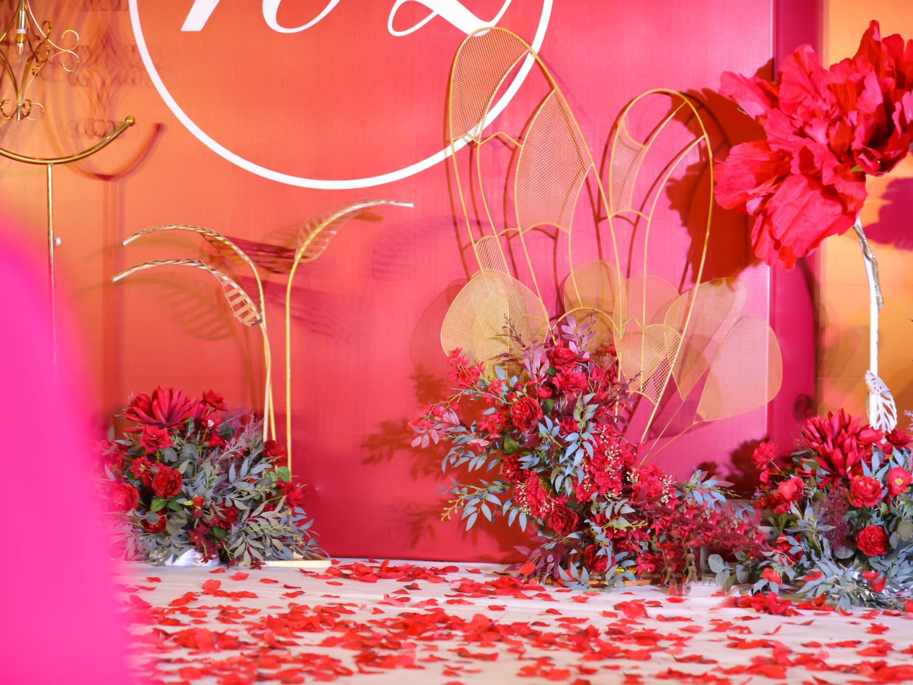 【喜库宴会设计】热恋之歌——红白金大气 浪漫婚礼