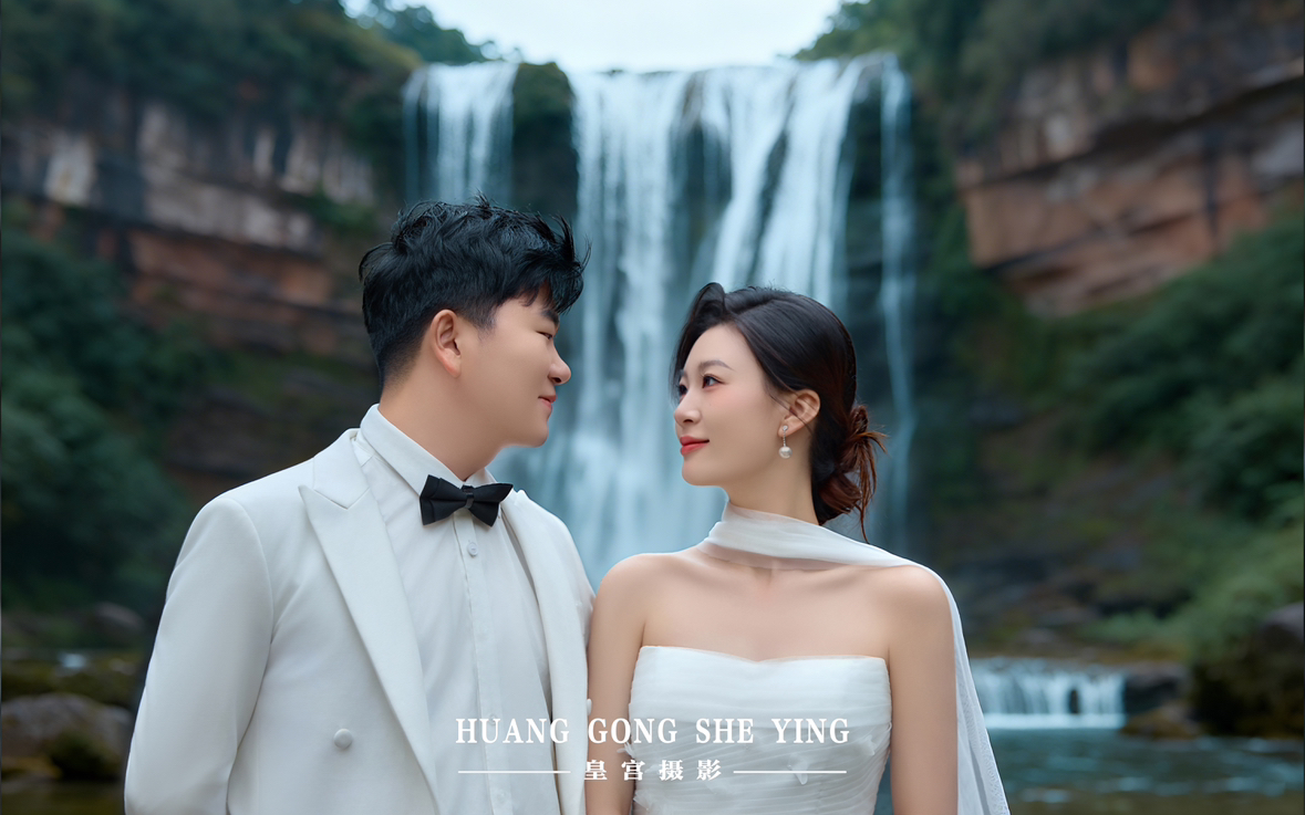 爱在浪漫深处绽放 💕| 瀑布婚纱照 