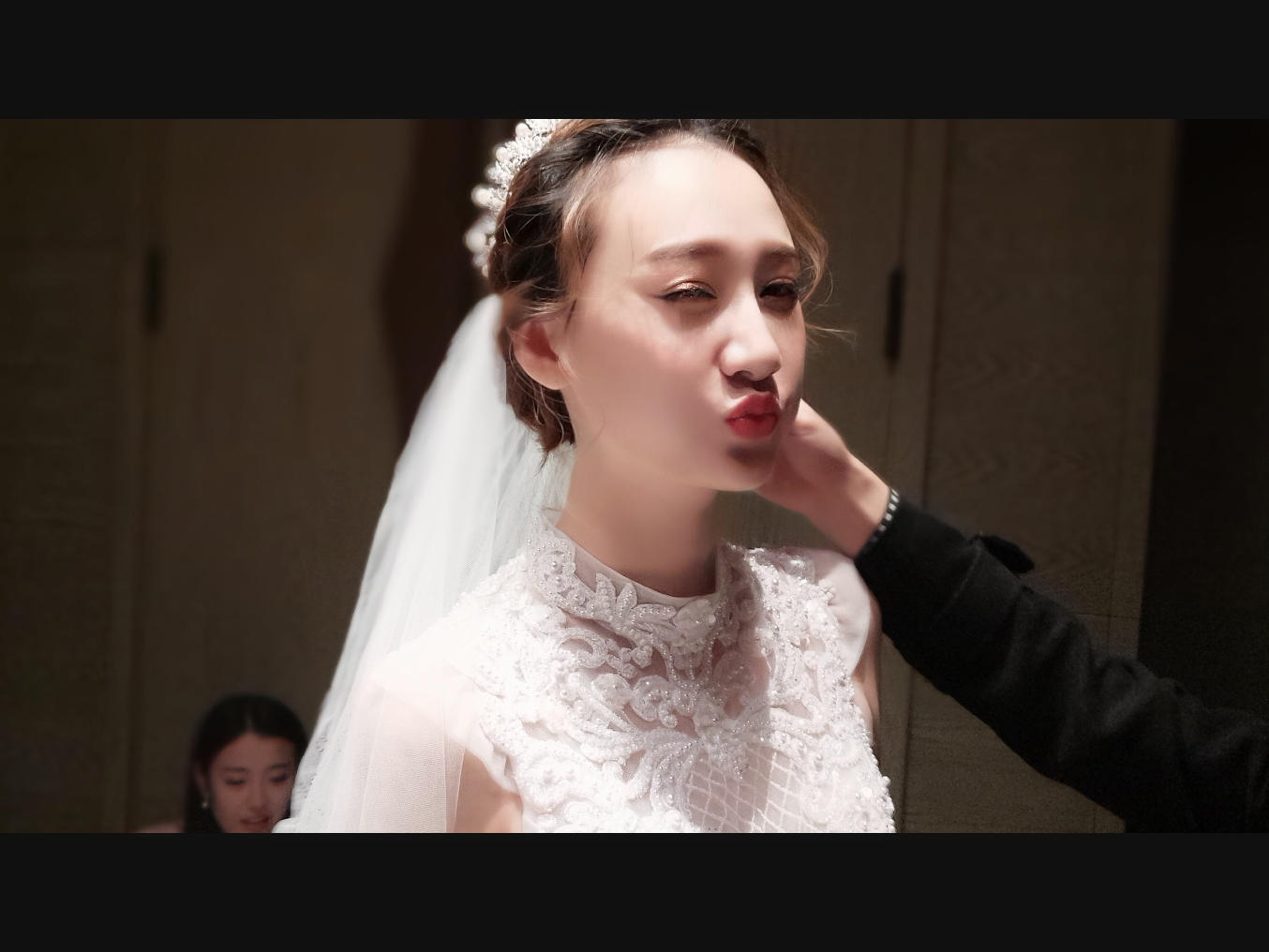 《红馆新娘》资深级化妆师----楠楠老师