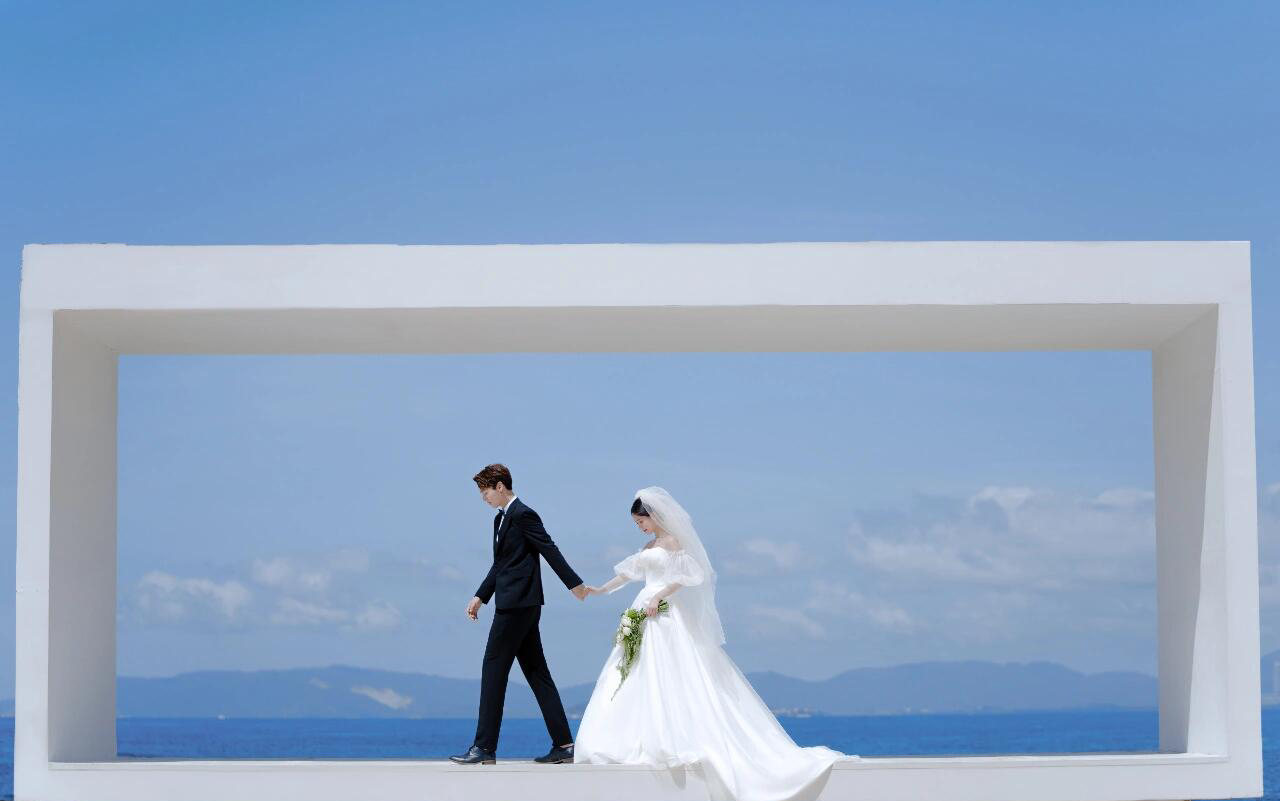 清水湾教堂婚纱照