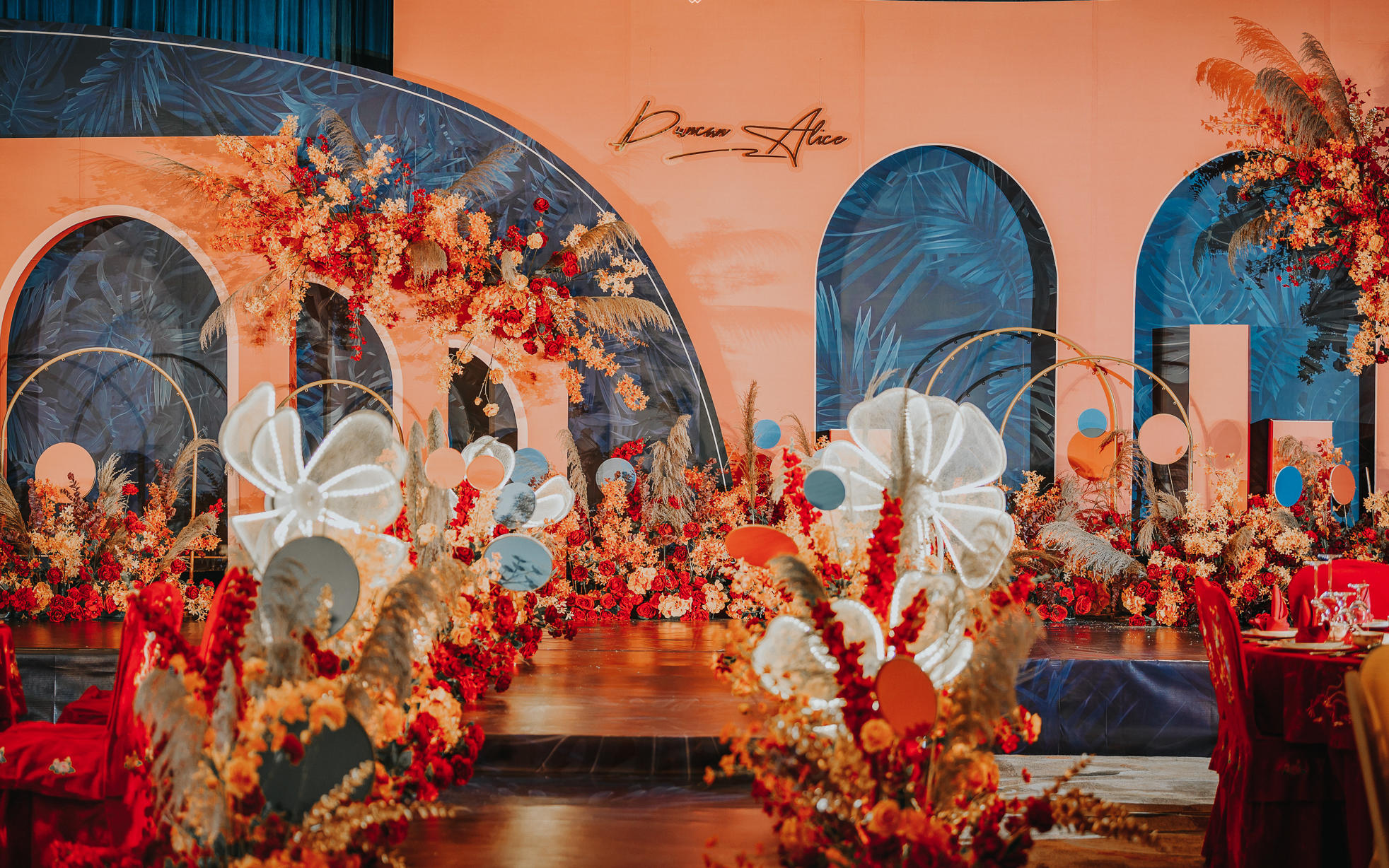 [寮步牡丹亭] 自愈系香槟婚礼，2W元内梦幻吊顶