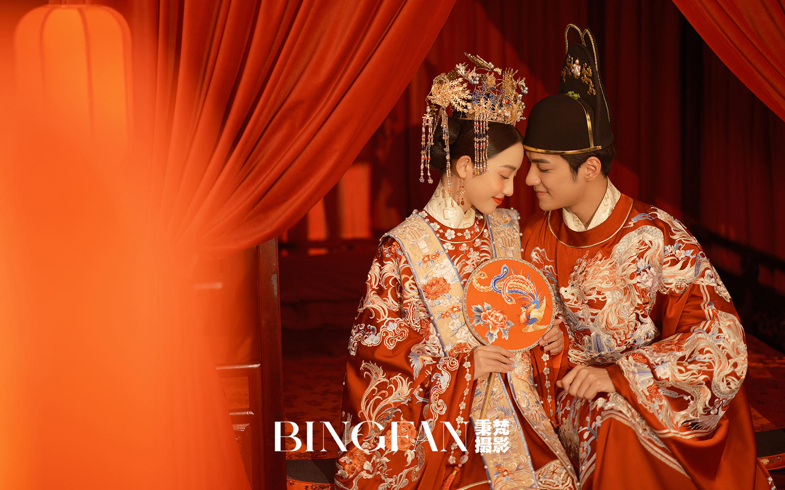 BINGFAN原创 | 绯红聆音