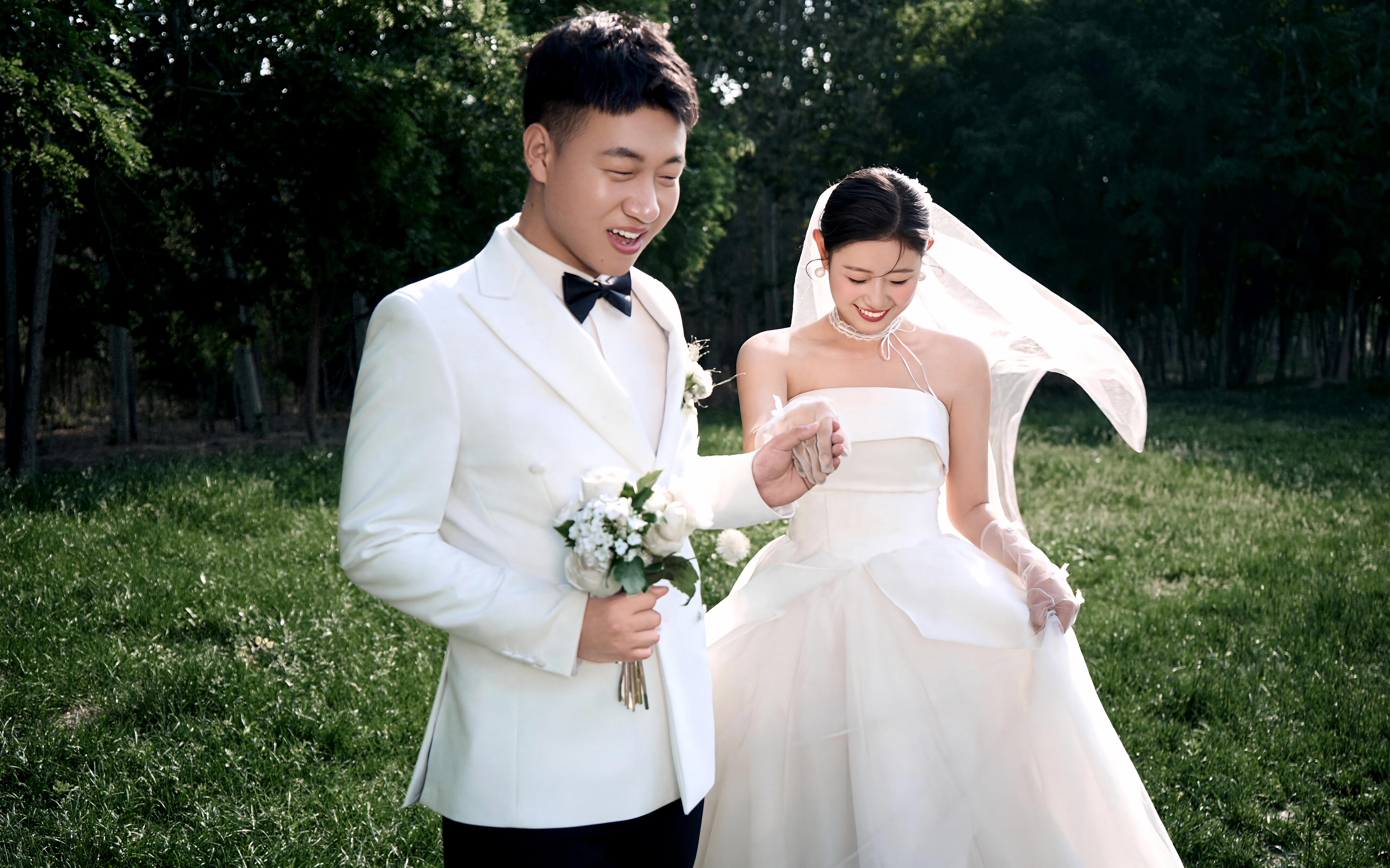 感受一下婚纱照的氛围感，每一张都好戳我