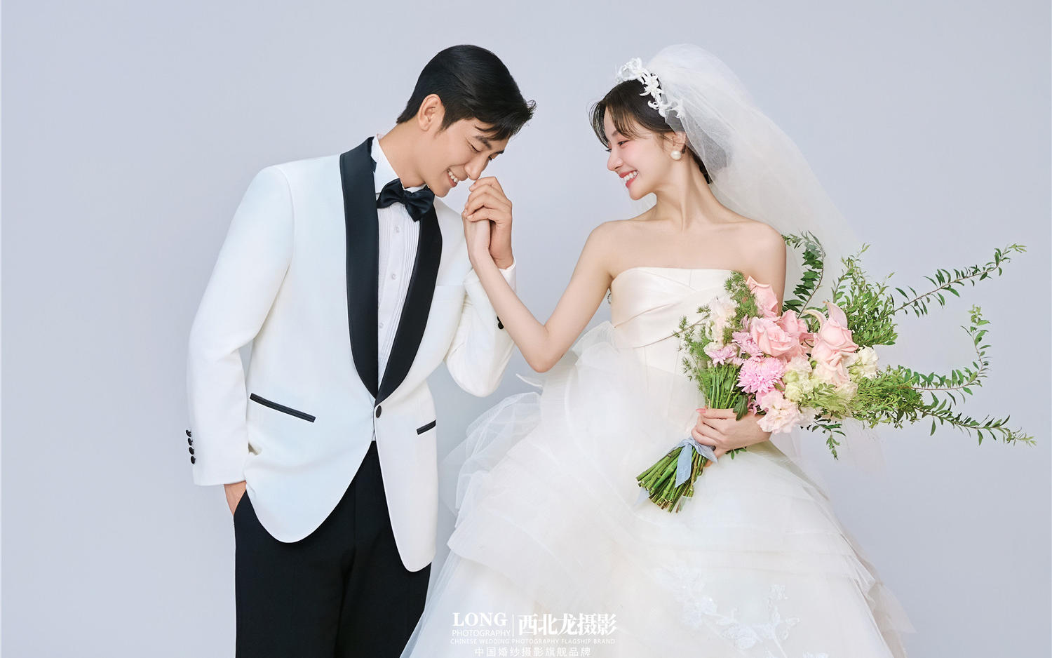 【西北龙摄影】韩式小清新室内婚纱照