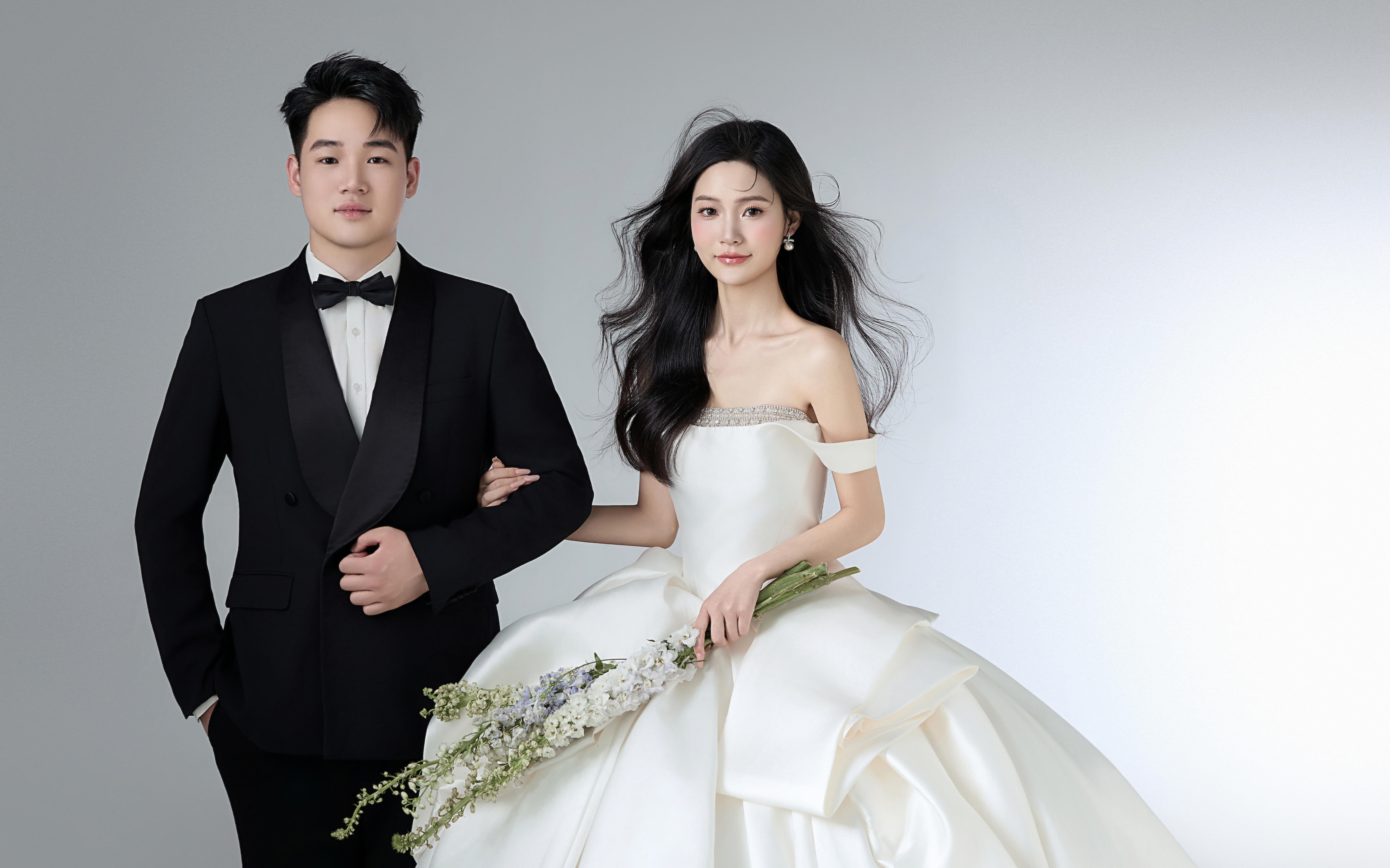 李先生&謝小姐