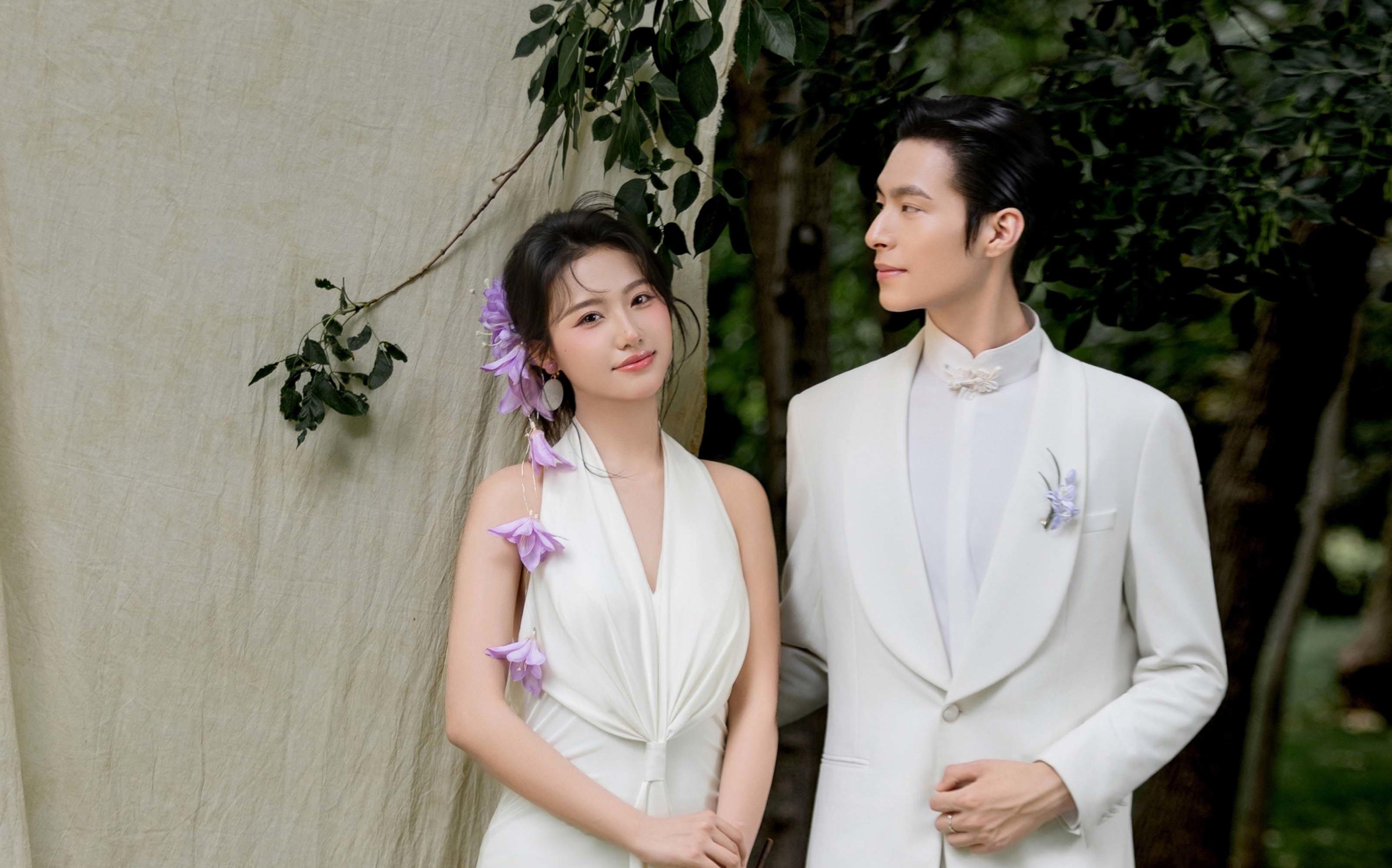 暮光森林 | 充满爱意的森系草坪婚纱照