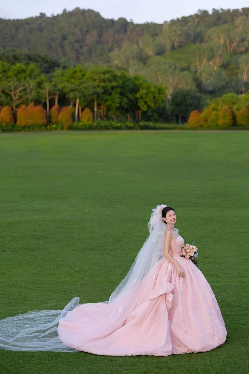 草坪婚紗照