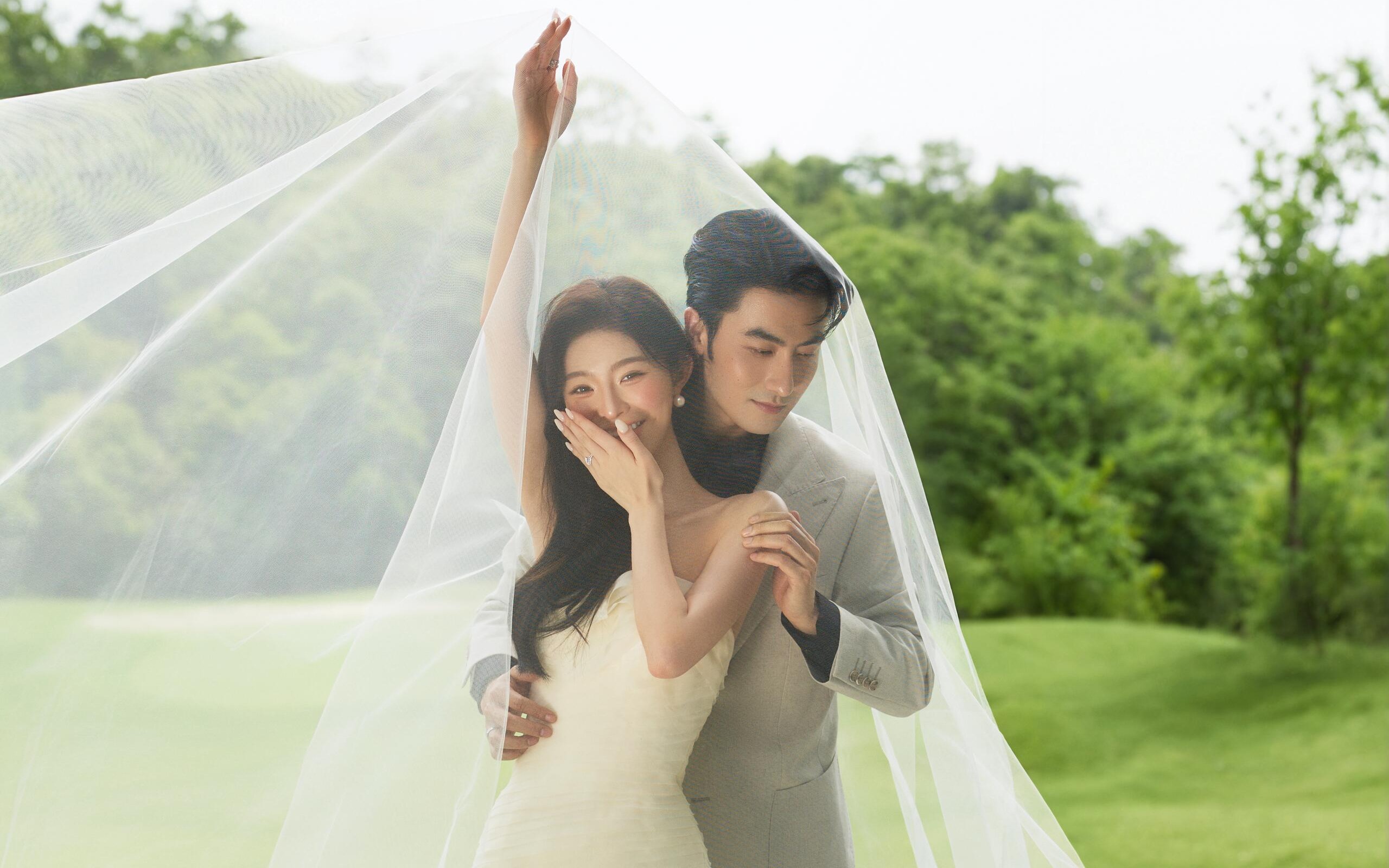 【森系草坪】浪漫又治愈的森系🍀草坪婚纱照