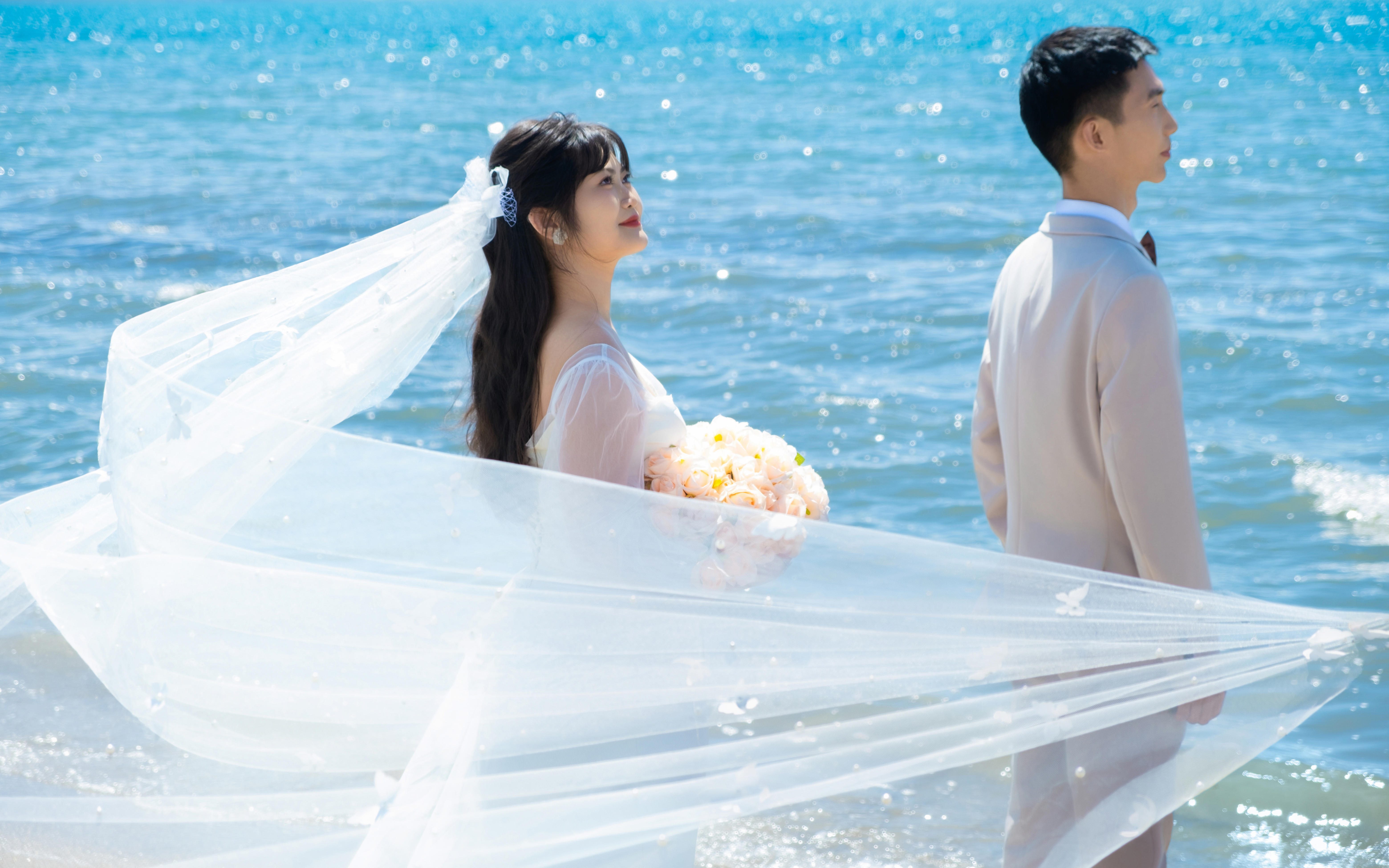 婚紗與湖光 共繪愛(ài)的詩(shī)篇 青海湖婚紗照